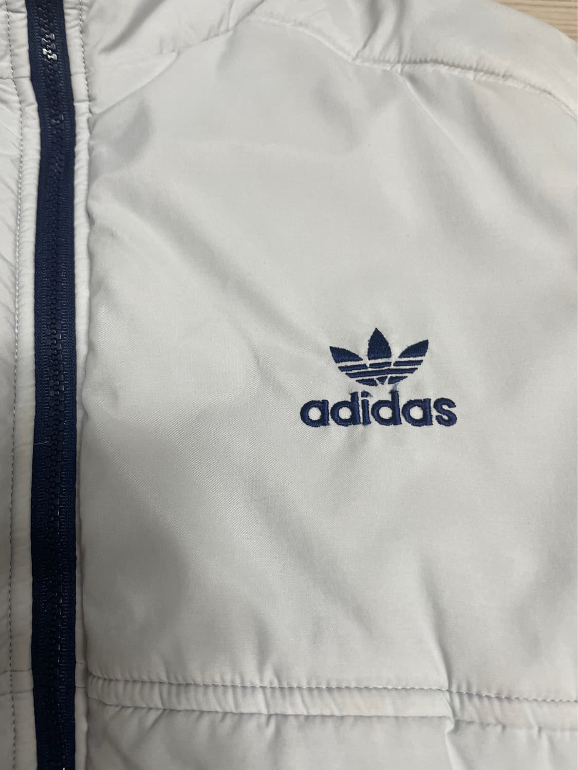 유일매물 아디다스 서독제 80s 패딩 상품이미지4