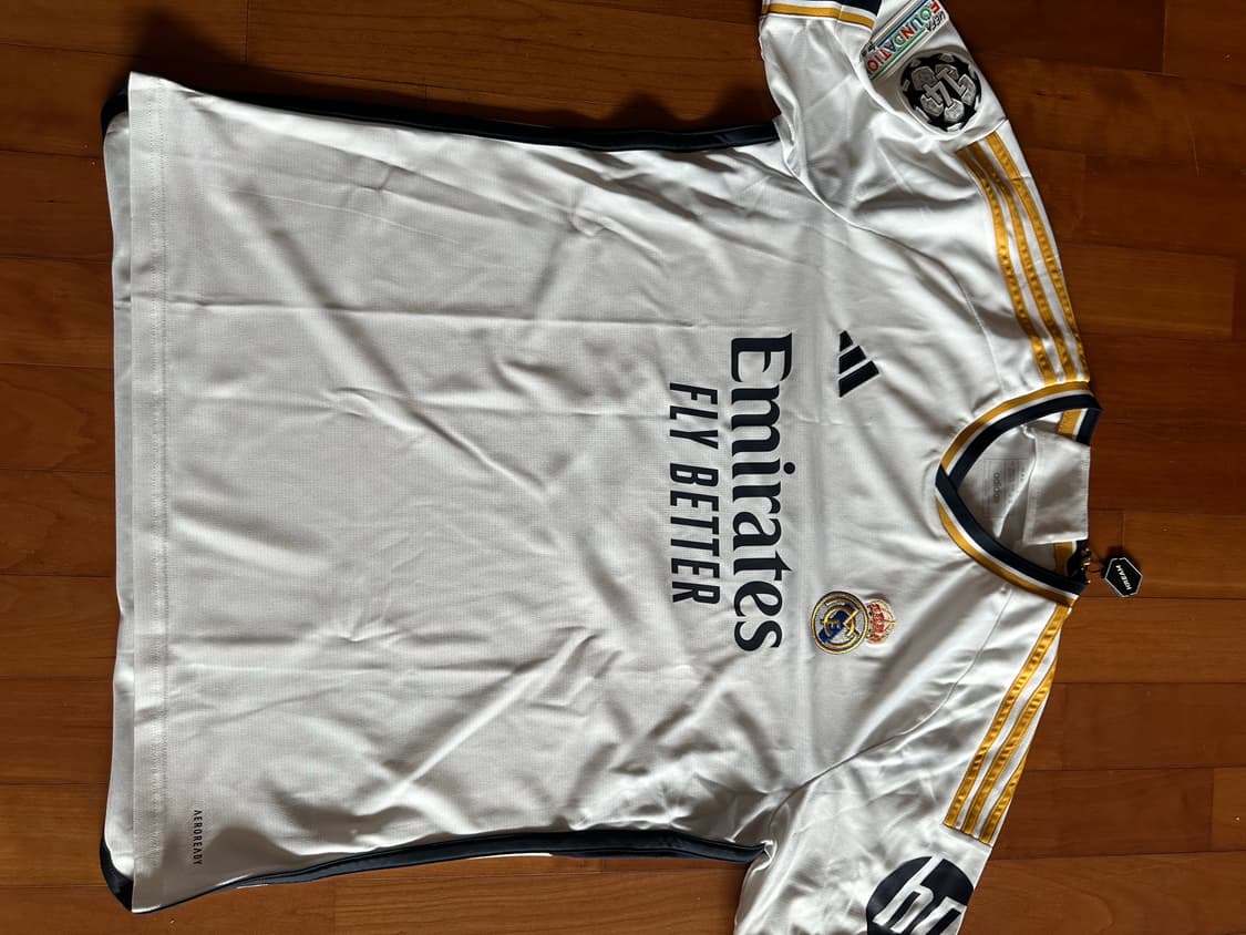 Real Madrid 2023/24 홈 벨링엄 유니폼 상품이미지4