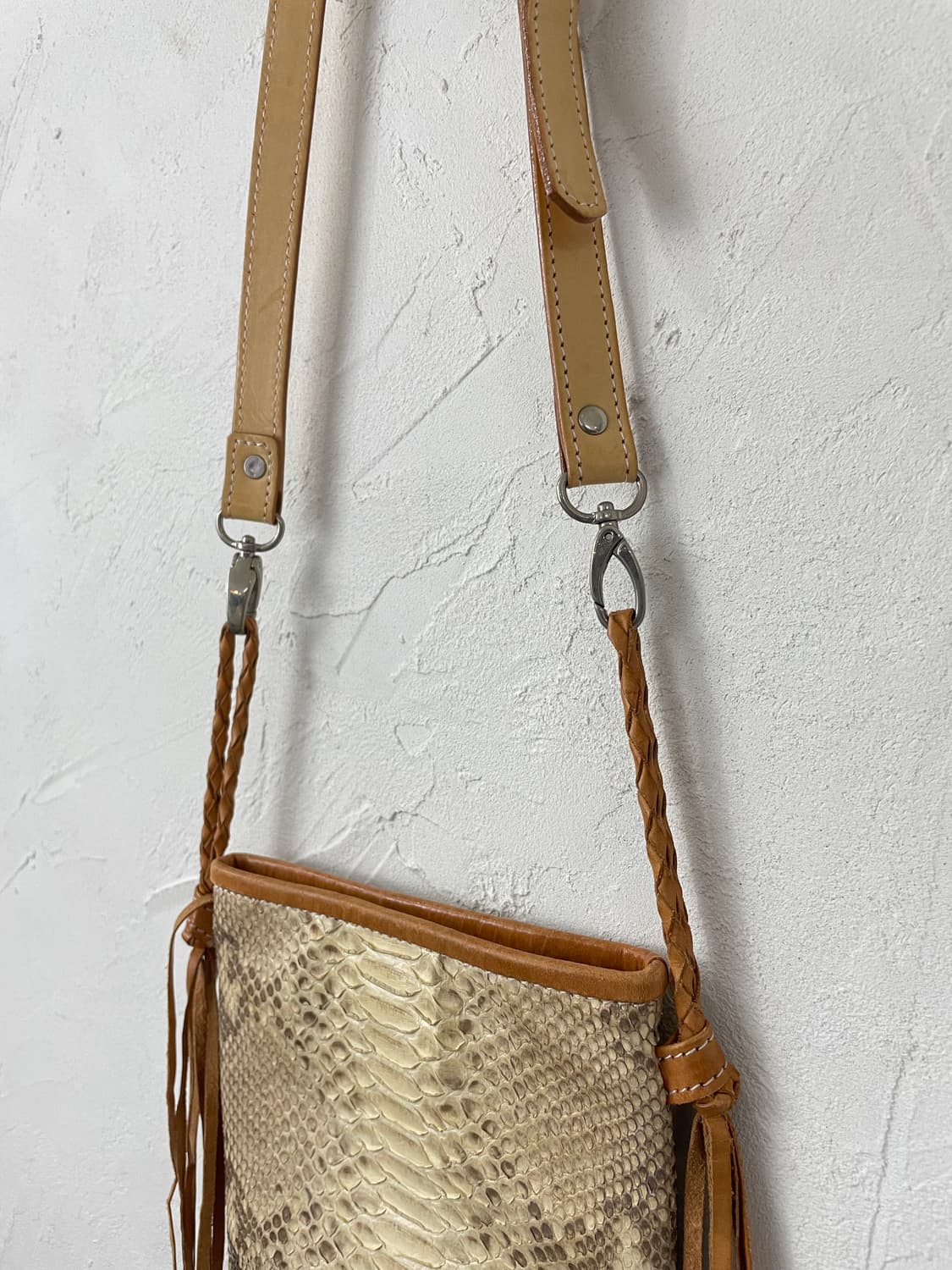빈티지 스네이크 레더 크로스백 상품이미지3