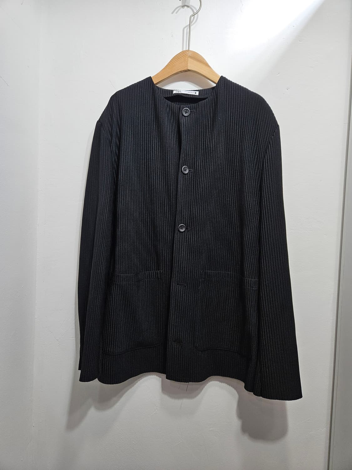 자라 라운드넥 플리츠 자켓 M 상품이미지1