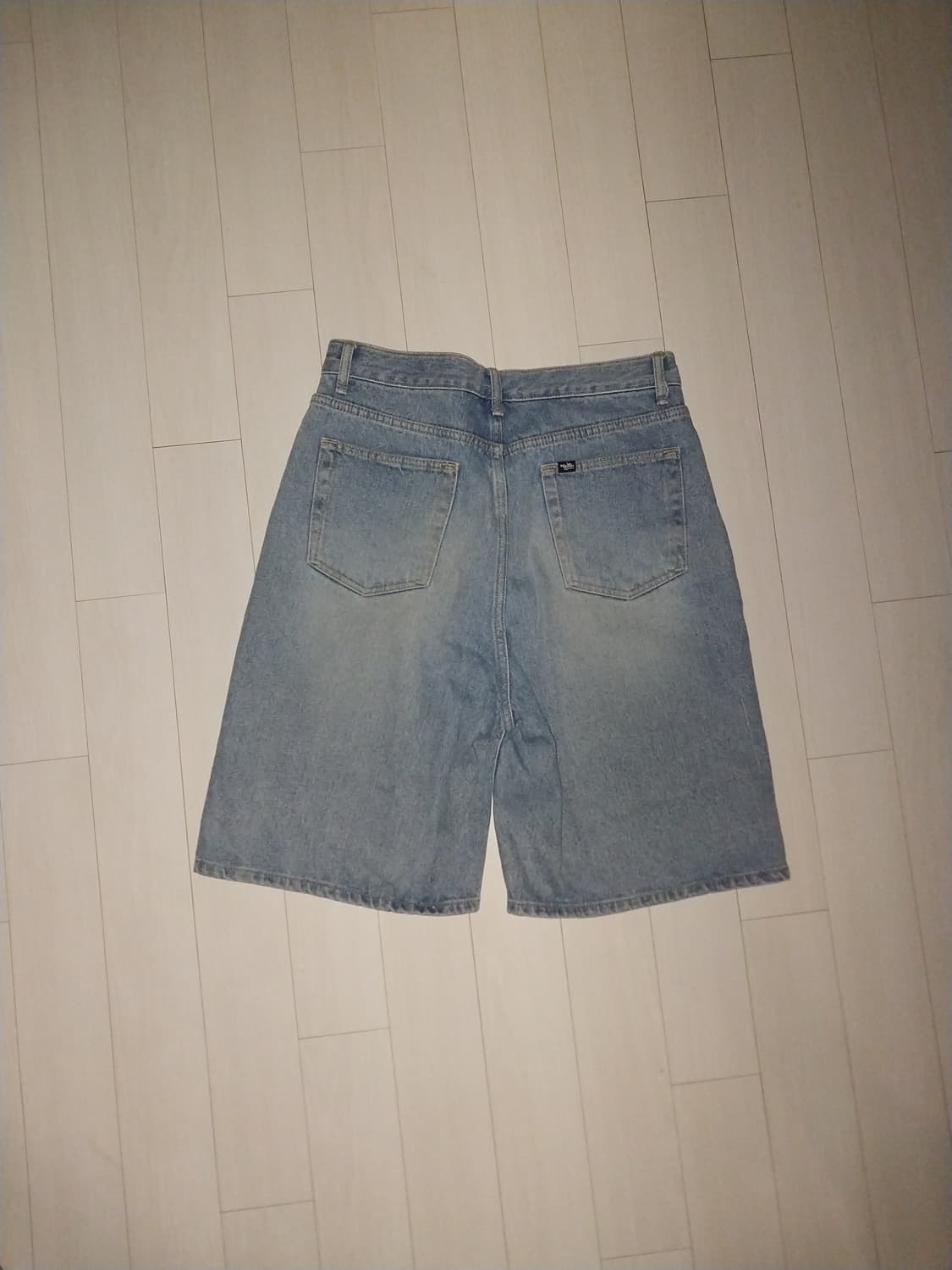 버뮤다 반바지 상품이미지2