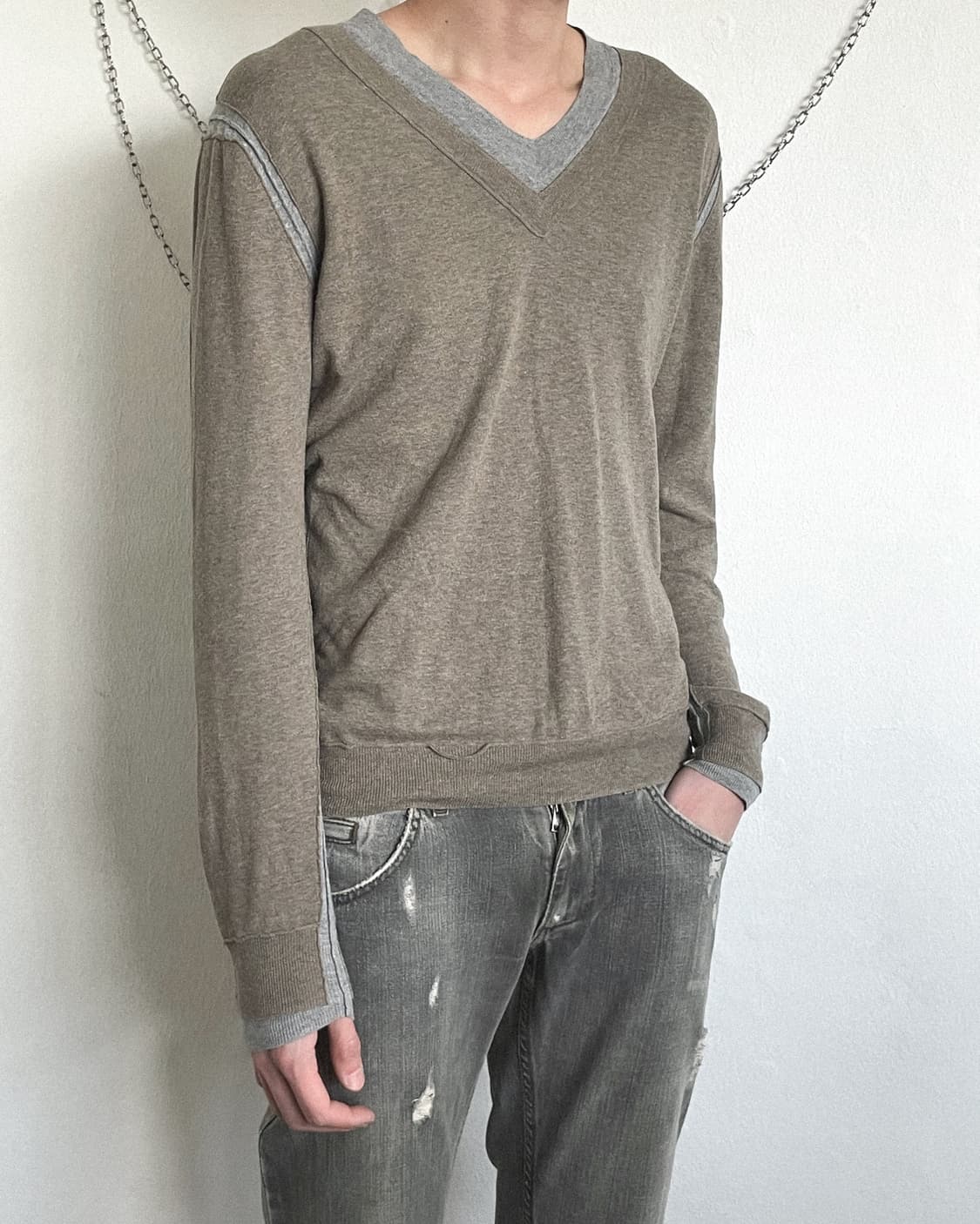 돌체앤가바나 그런지 더블레이어 브이넥 니트 상품이미지1