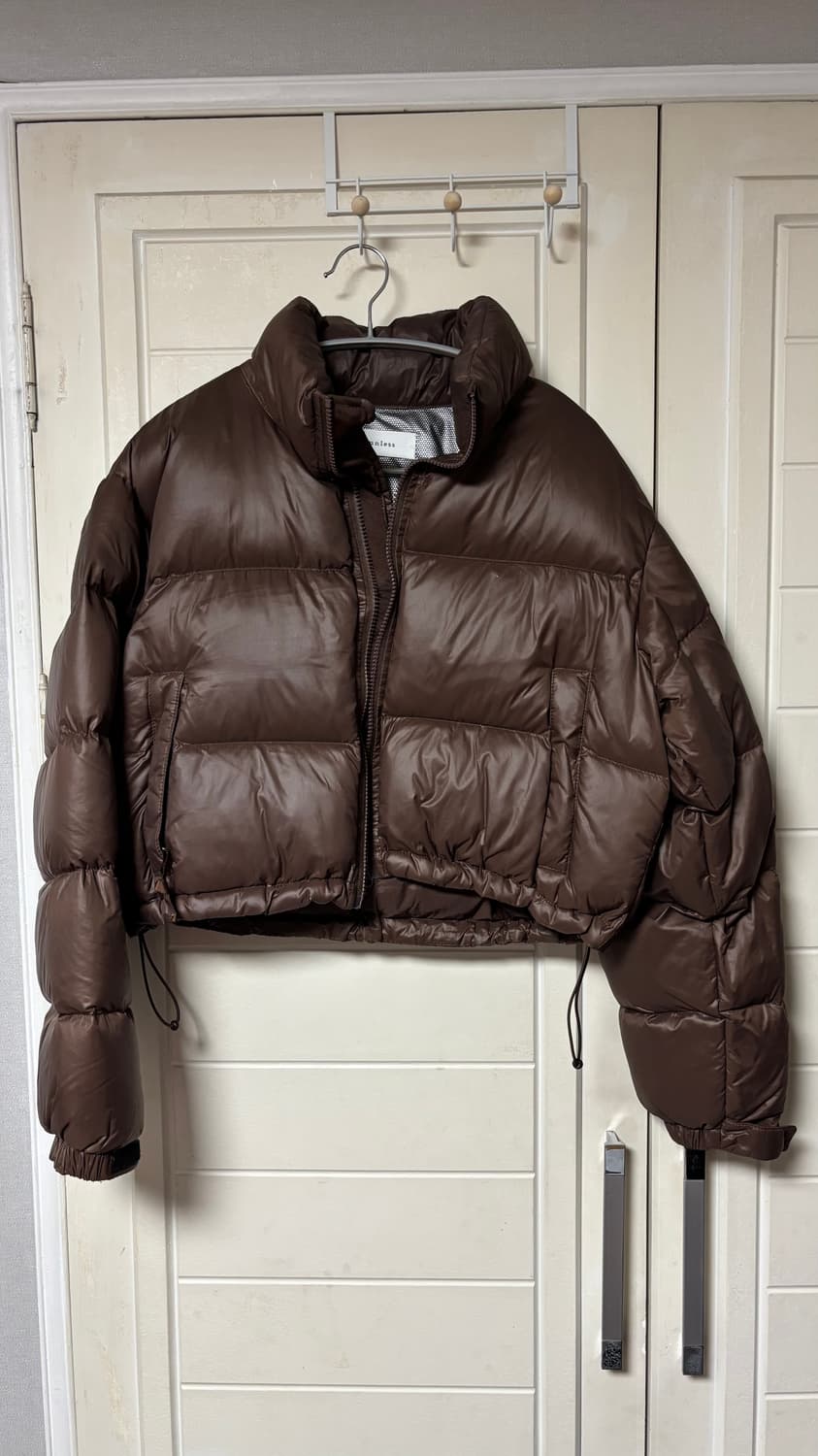 블랙업 크롭 패딩 브라운 상품이미지1