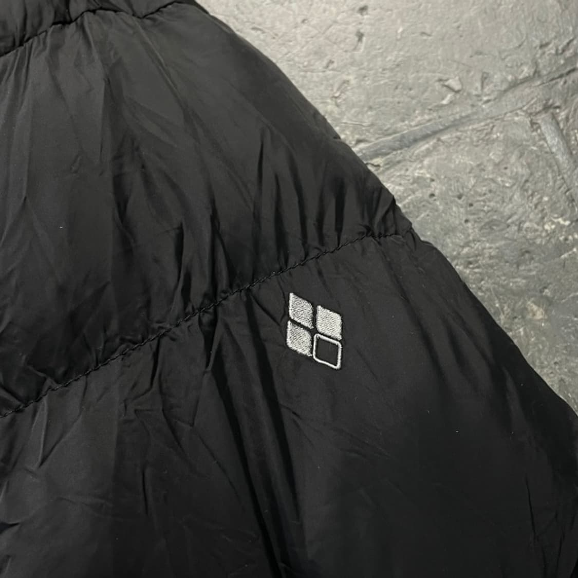 105 몽벨 리버시블 패딩 상품이미지5