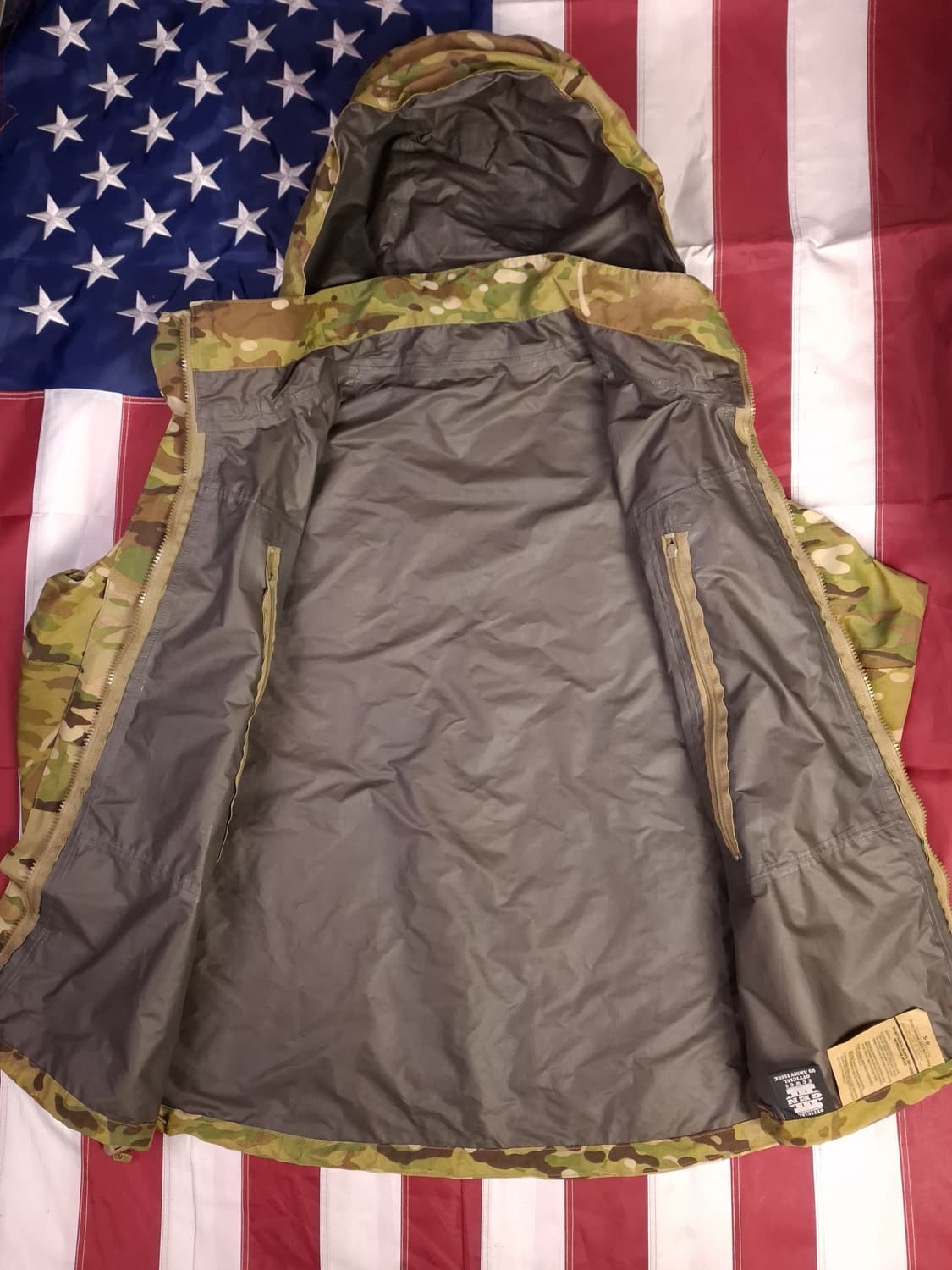 특A 오리지날 미군 OCP 멀티캠 팩라이트 고어텍스 자켓 상품이미지4