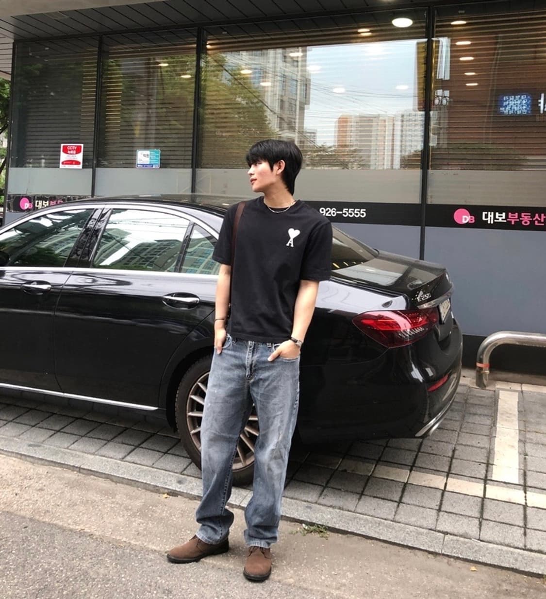 아미 정품 크롭 빅하트 반팔 블랙 상품이미지1