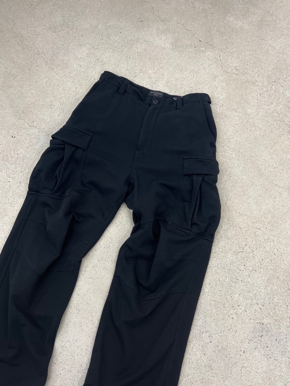 발렌시아가 22FW 킥카고 스웻 팬츠 상품이미지5