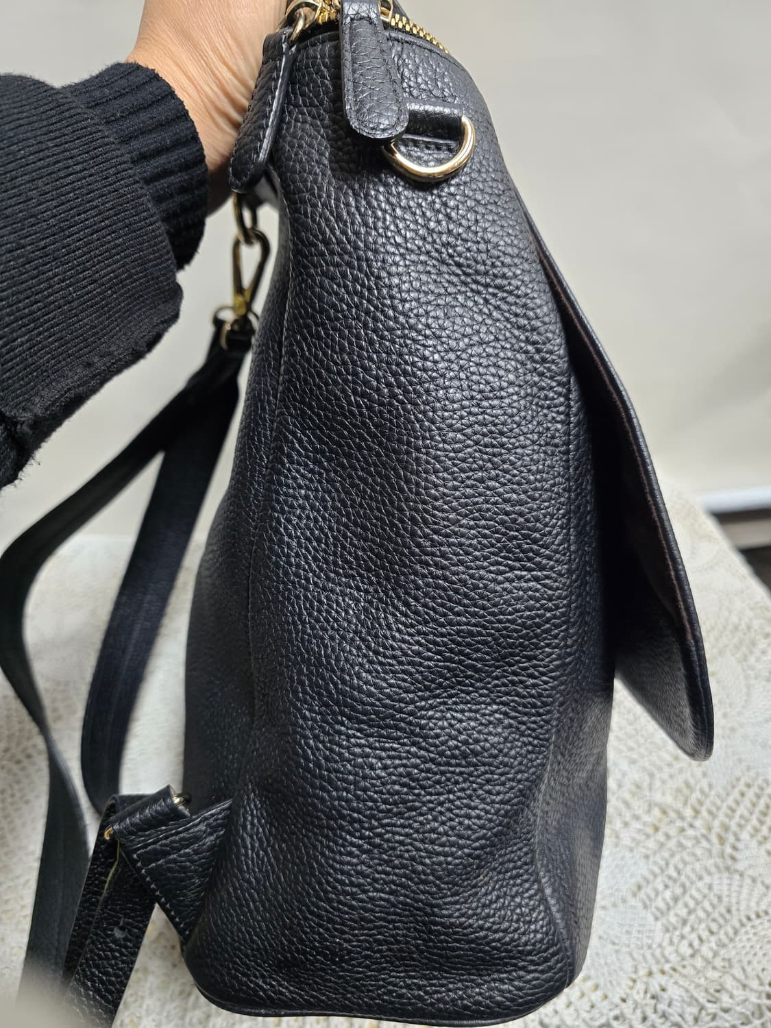 헤지스 가죽 백팩 . 크로스백 상품이미지4