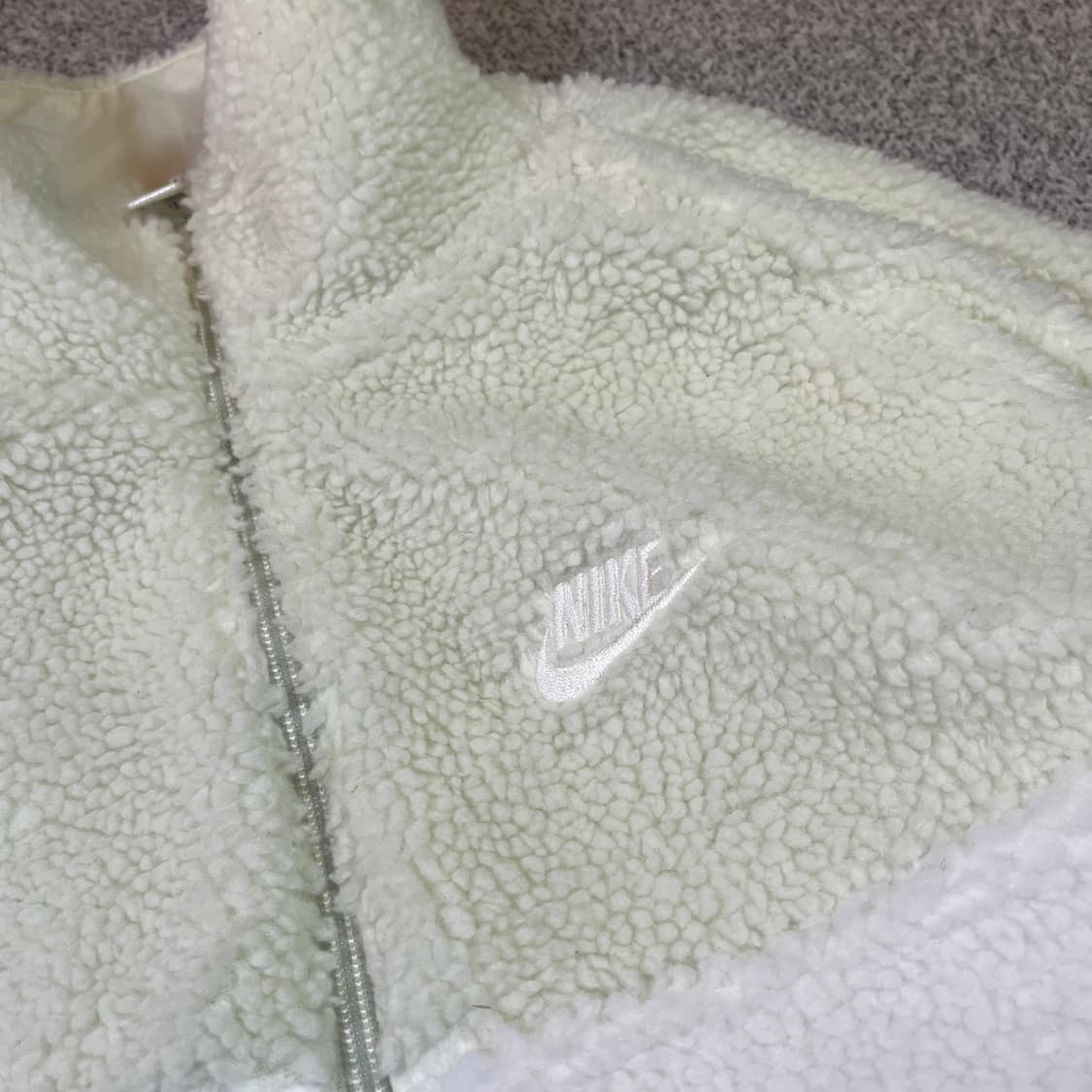 나이키 빅 스우시 리버시블 쉐르파 점퍼 상품이미지3