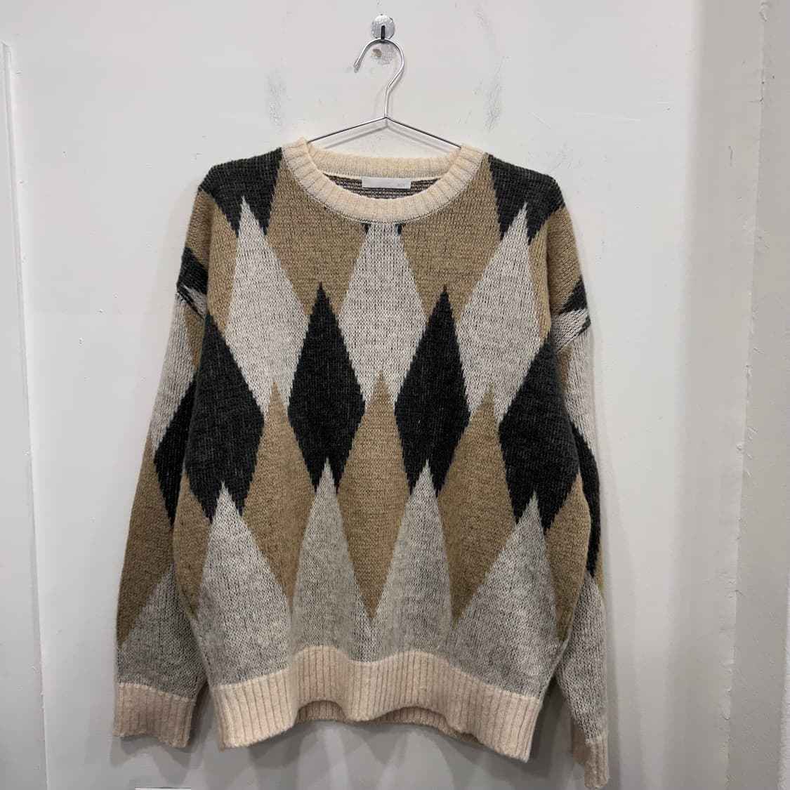 RUN 부클 아가일패턴 오버핏 니트 상품이미지2