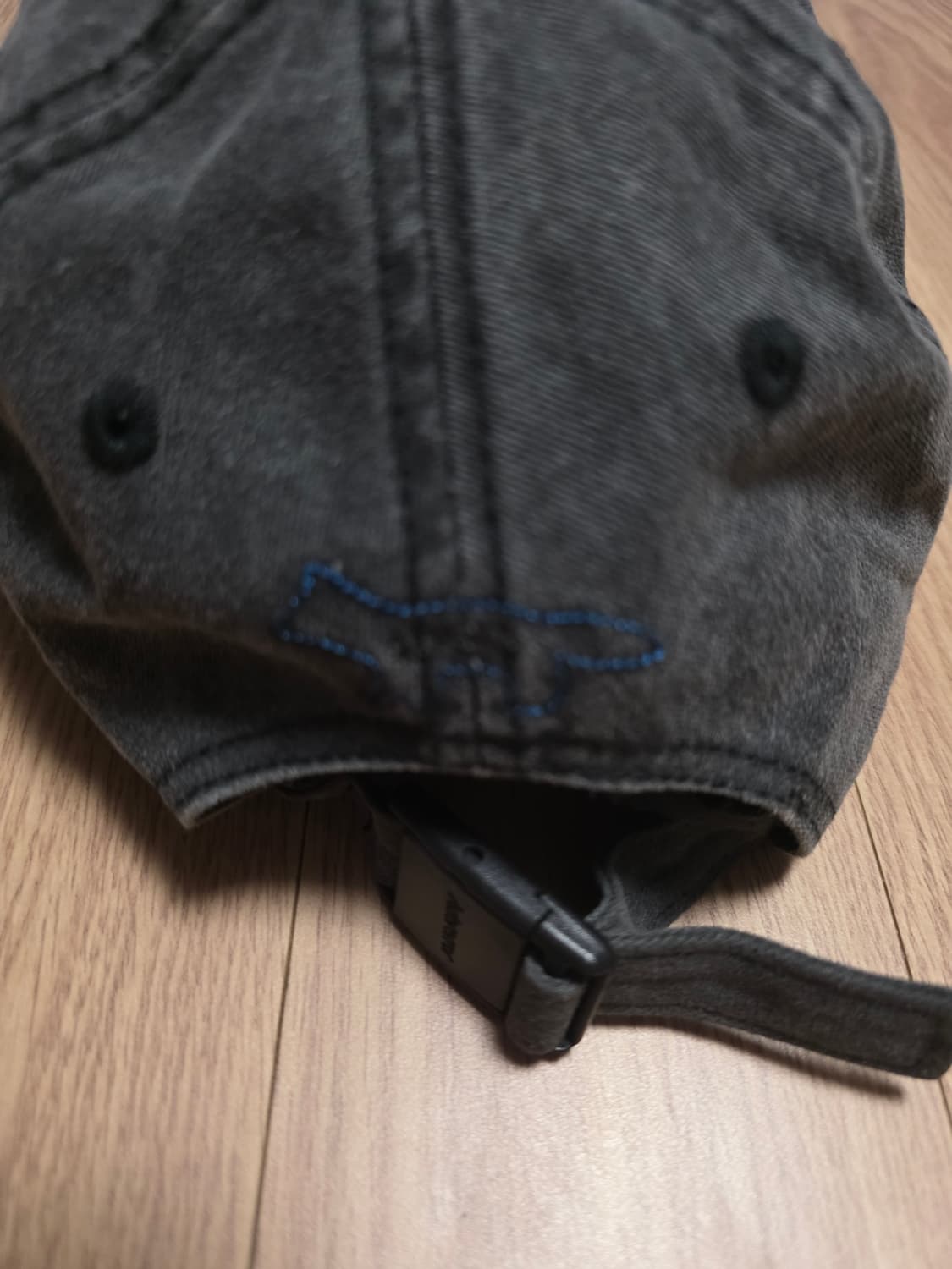 아더에러 X 메종키츠네 볼캡 상품이미지3