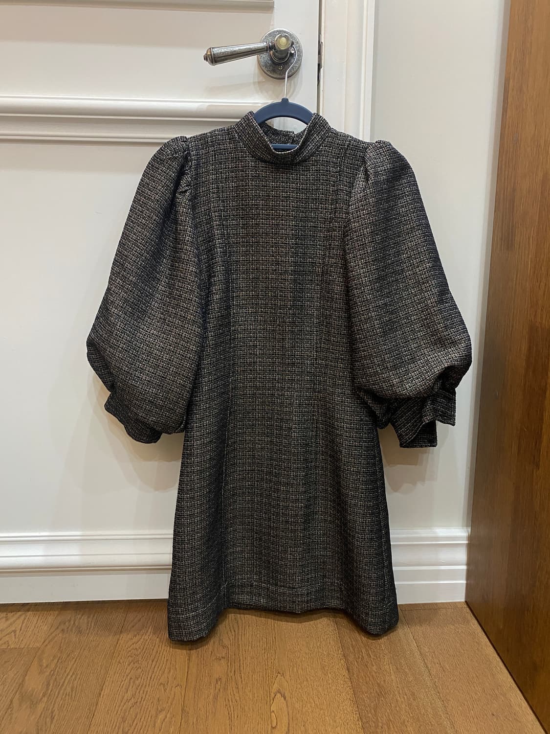 Ganni 가니 벌룬 소매 미니 원피스  상품이미지1