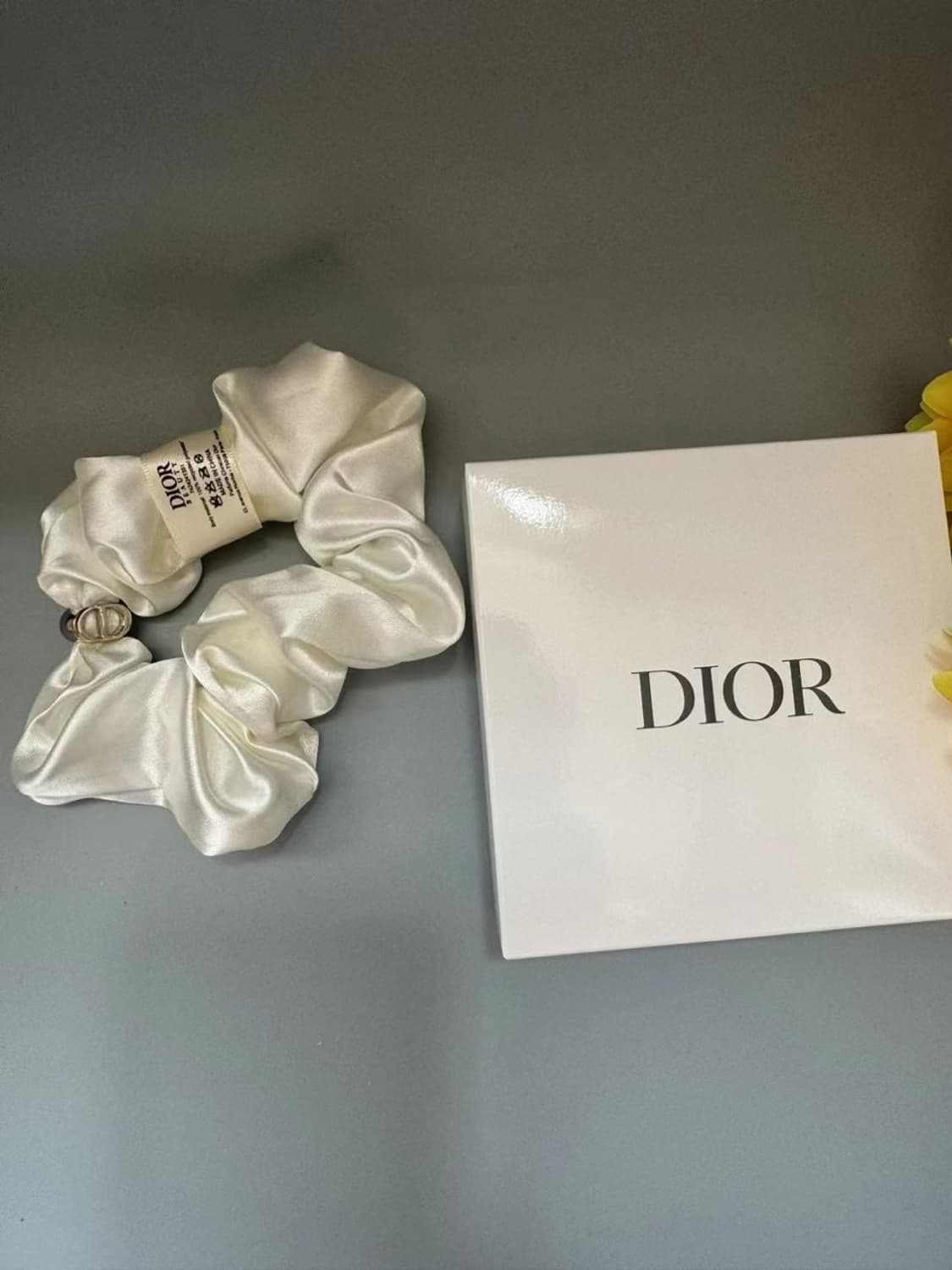 디올뷰티 헤어 스크런치 화이트 디올기프트 상품이미지4