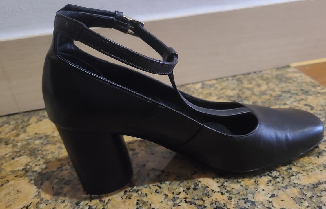 앤아더스토리즈 블랙 T스트랩 하이힐 구두 240 상품이미지8