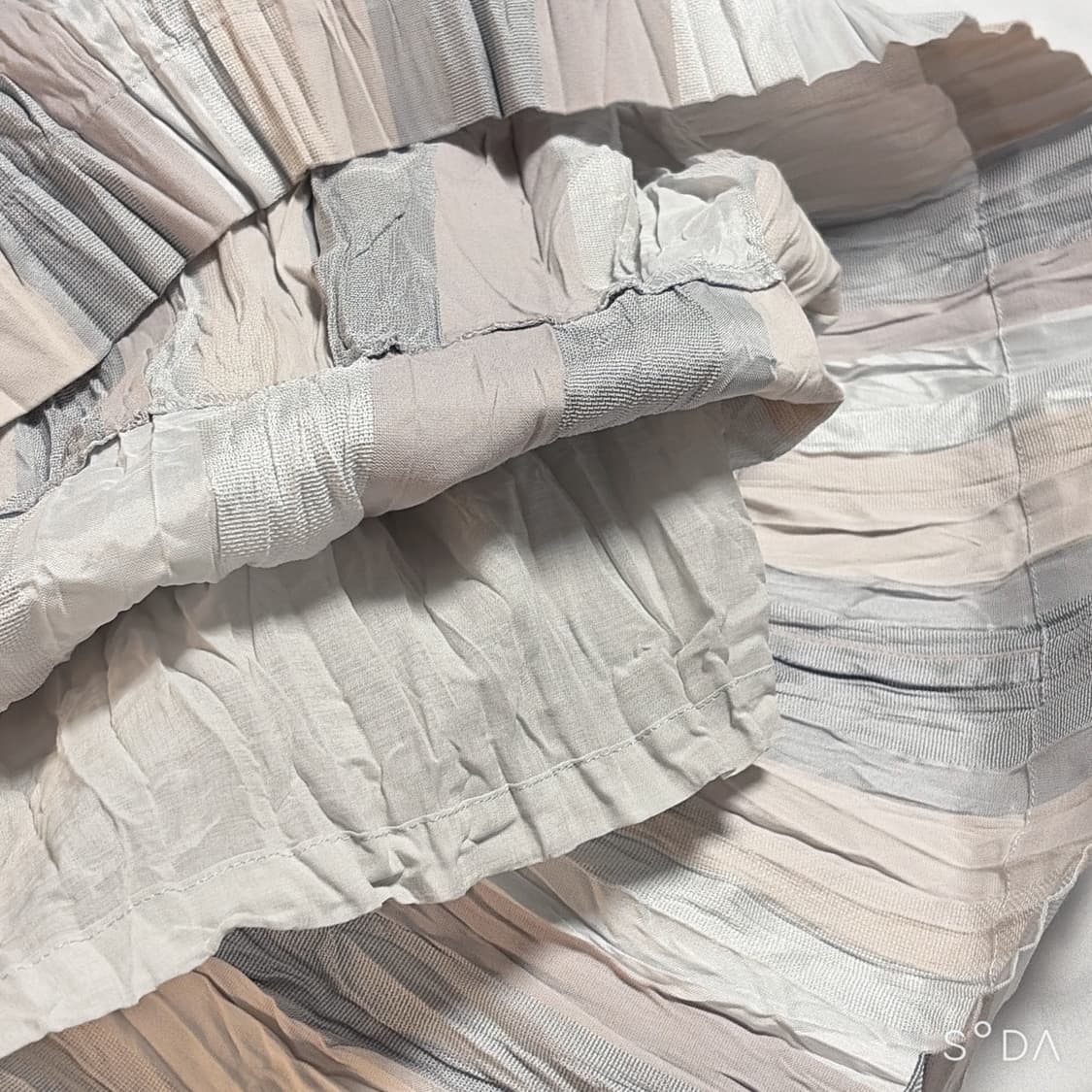 이세야미야케 스트라이프 주름 롱 스커트 상품이미지9