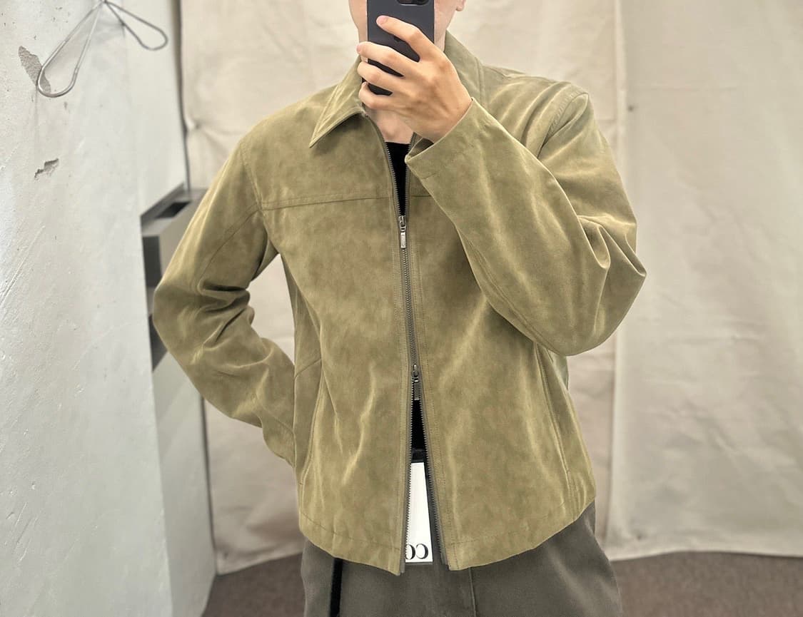 쿠어 24fw 포우 스웨이드 포우 라인 점퍼 올리브카키 상품이미지1