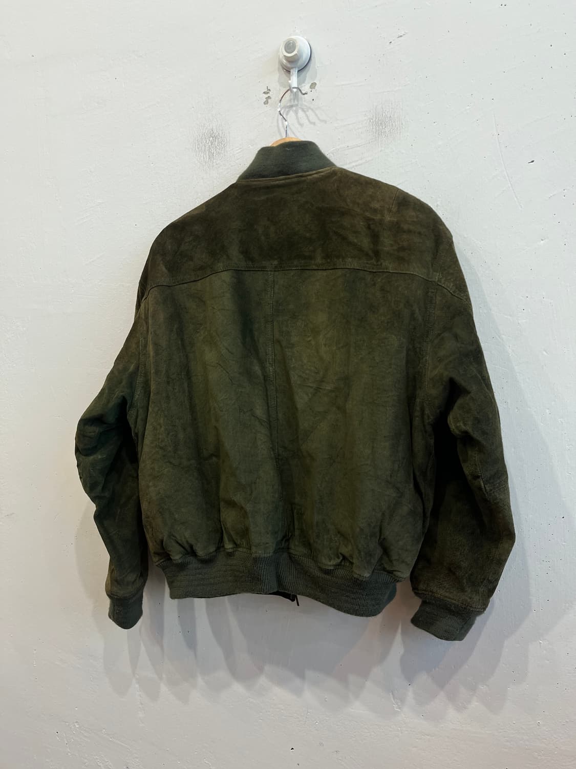 GEMBONY 돈피 스웨이드 봄버 자켓 상품이미지4