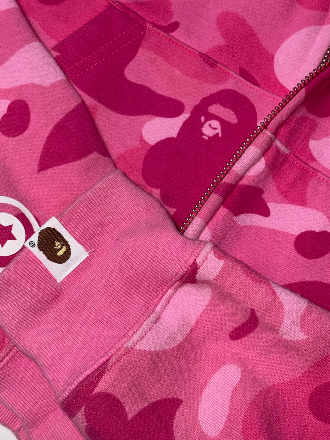 베이프 핑크 크롭 후드집업 상품이미지3