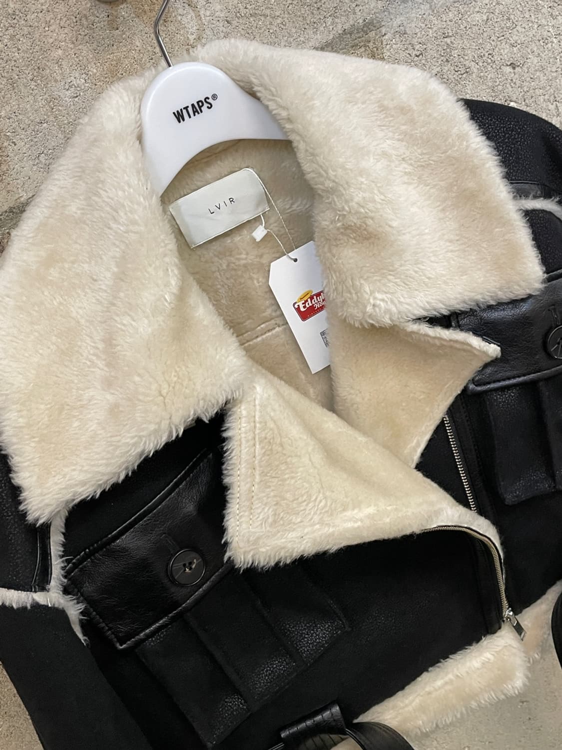 르비에르 숏 무스탕 자켓 상품이미지4