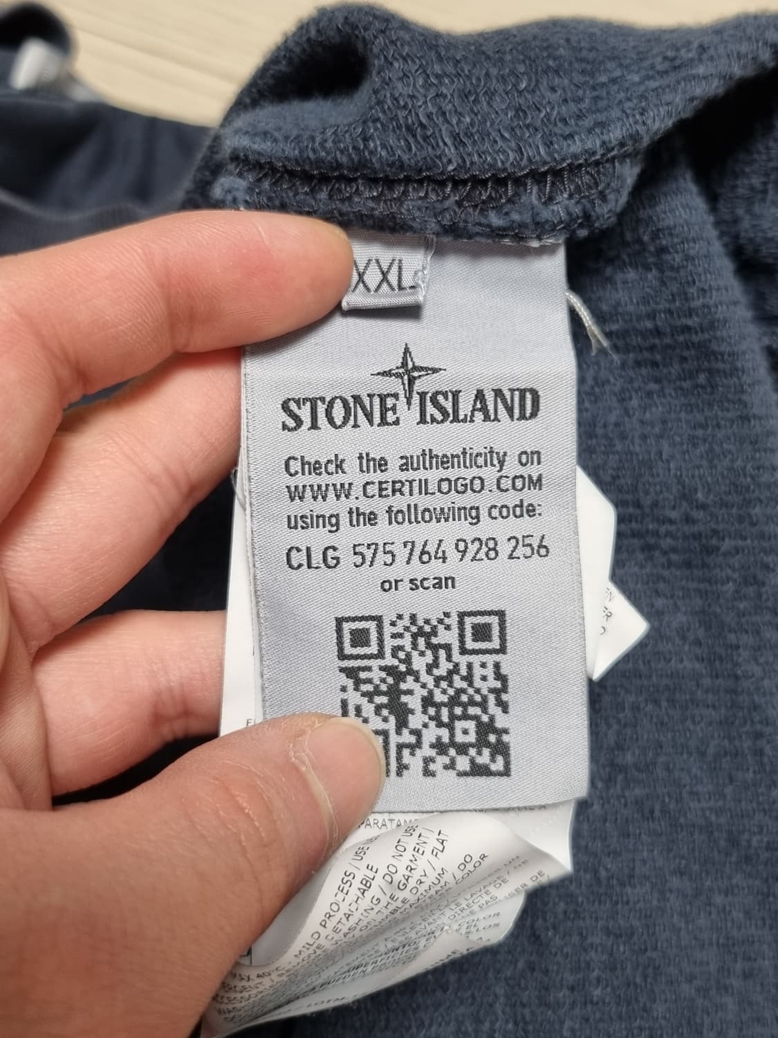 스톤아일랜드 와펜 맨투맨 상품이미지4