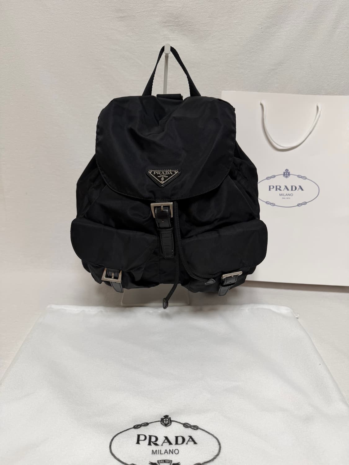 정품 프라다 포코노 나일론 투포켓 백팩 블랙 미디움 상품이미지1