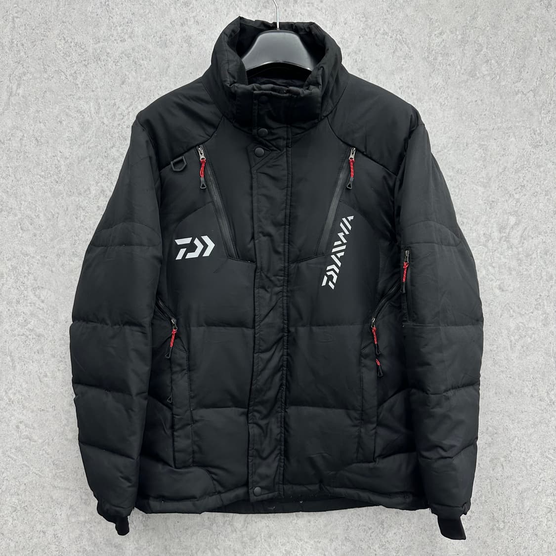 100 다이와 남자 피싱 다운 패딩 상품이미지1
