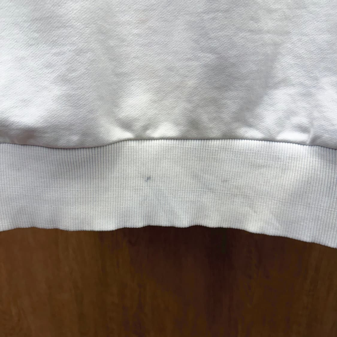 디젤 라운드넥 맨투맨 5부 소매 래글런 로고 레터링 자수 디테일 화이트 상품이미지8