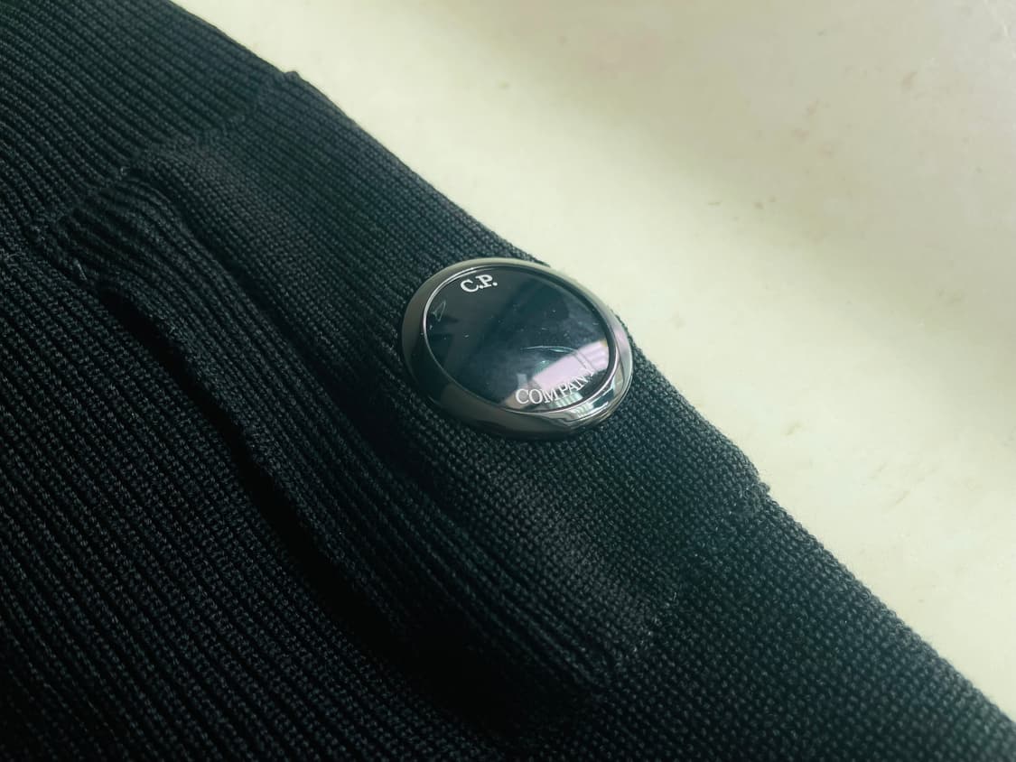 CP컴퍼니 블랙 울가디건 xxl 상품이미지2