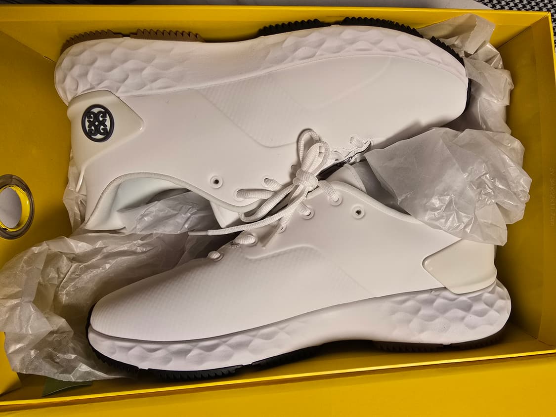 지포어 골프 스니커즈 새제품 42사이즈입니다 상품이미지1