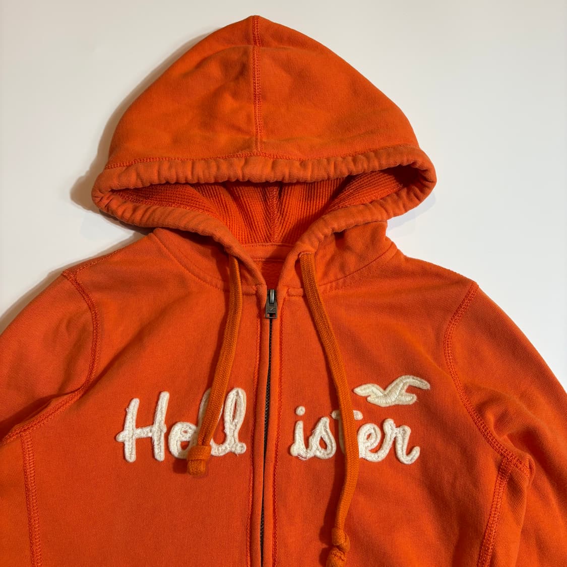 홀리스터 로고 자수 오렌지 후드집업 상품이미지2