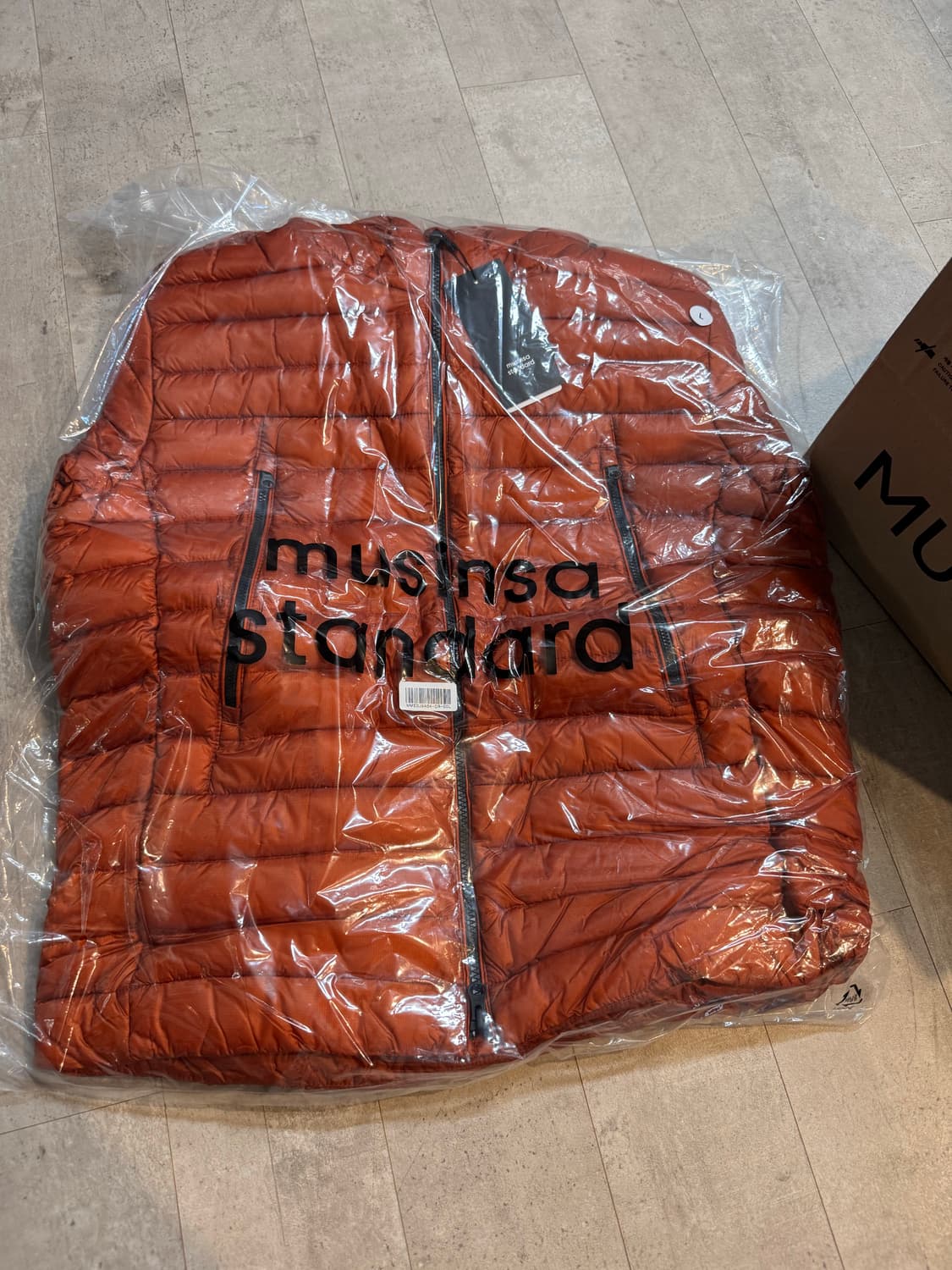 무신사 스탠다드 시티 레저 시어 립스탑 후디드 라이트 다운 재킷 L사이즈 상품이미지1