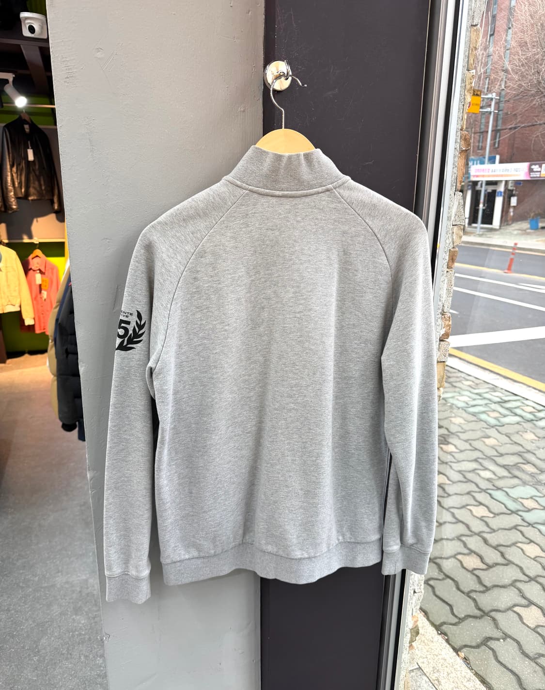 100/ 데상트 35주년 무브스포츠 집업 상품이미지6