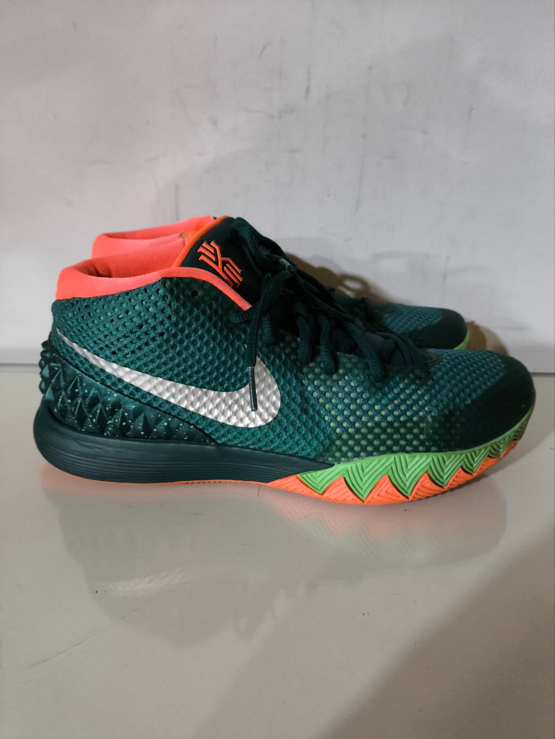 275mm 나이키 카이리1 비너스 농구화 상품이미지2