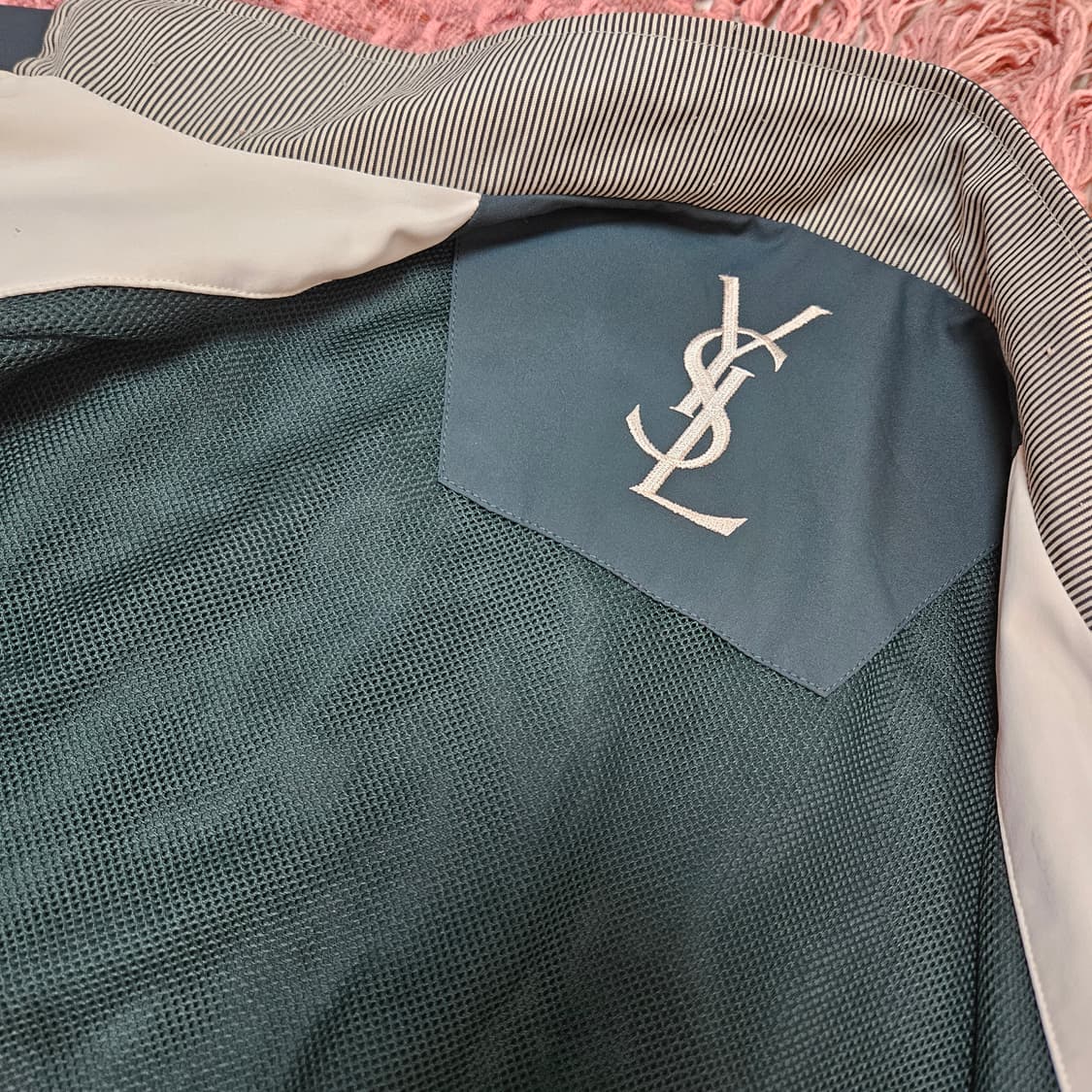 입생로랑(YSL) 딥그린 스몰로고 나일론 바람막이 블루종자켓 상품이미지8