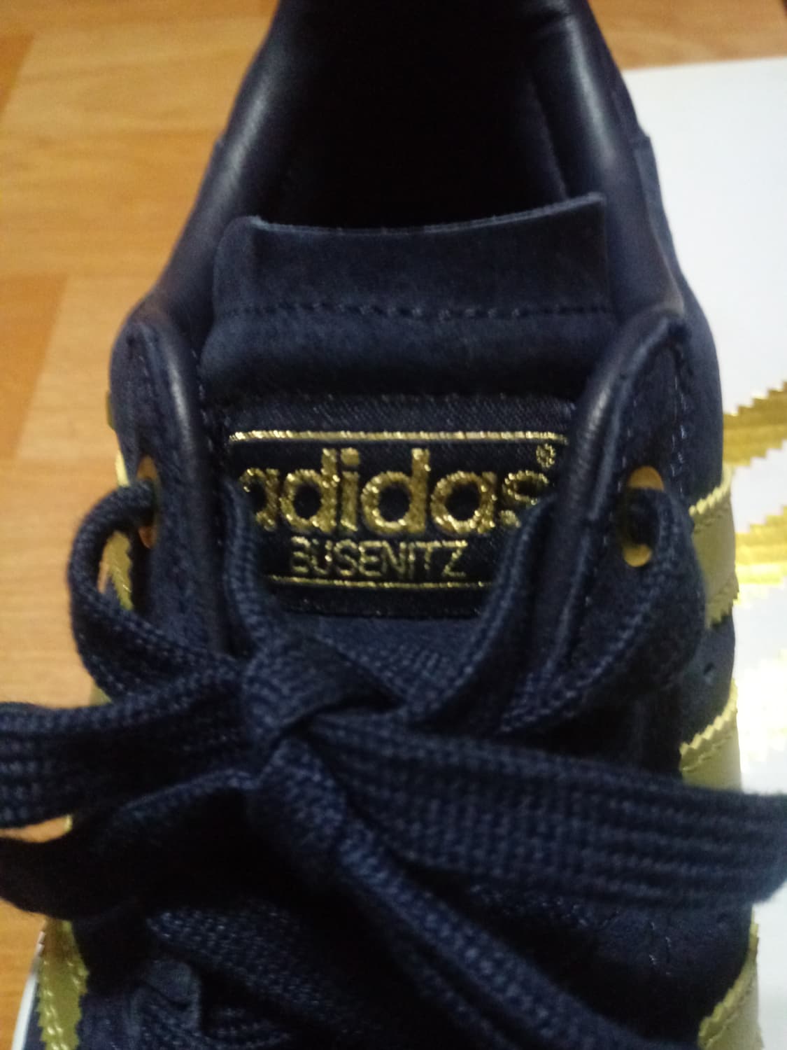 아디다스 부세니츠 벌크 10주년 모델 상품이미지5