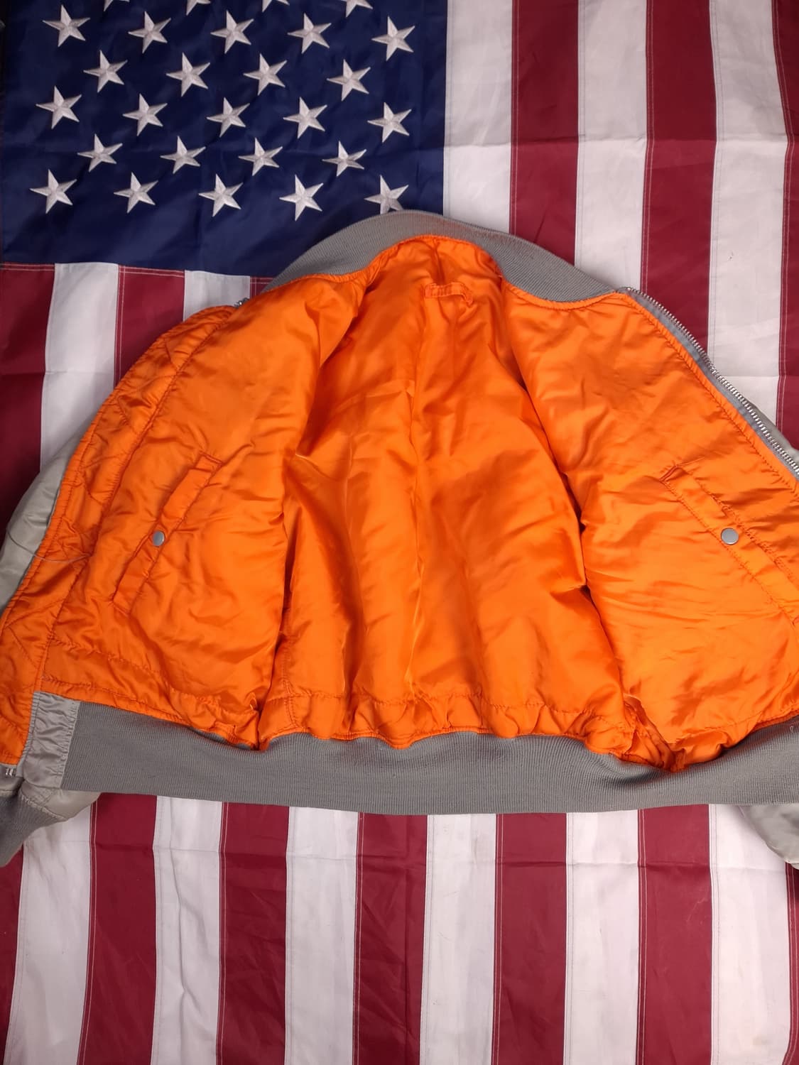 오리지날 미국제조 알파사 미공군 민수용 MA-1 항공자켓 상품이미지8