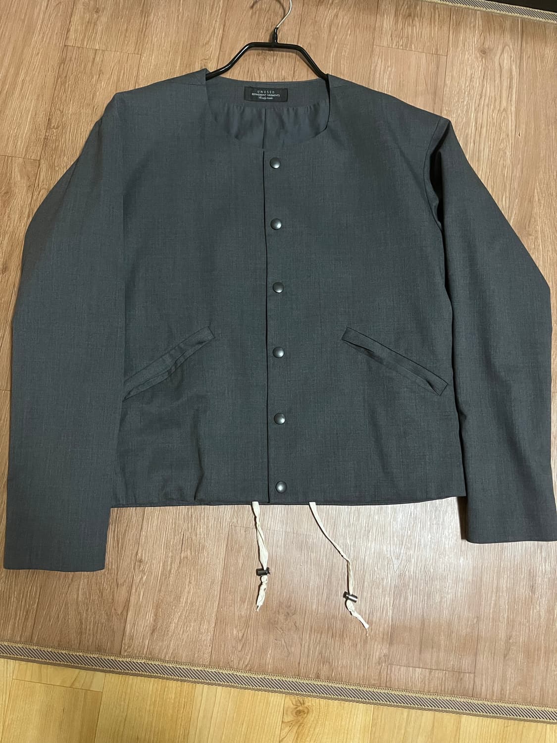 언유즈드 x 빔즈 x SSZ 노카라 스냅 버튼 자켓 상품이미지1