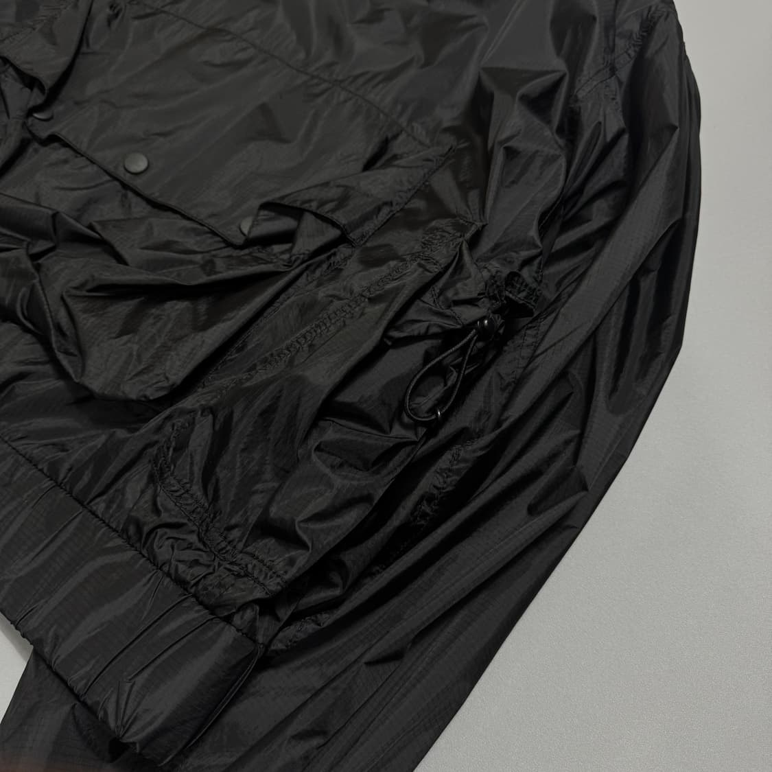 빔즈(BEAMS) 블랙 립스탑 워터프루프 멀티포켓 MA-1 플라이트 자켓 상품이미지6