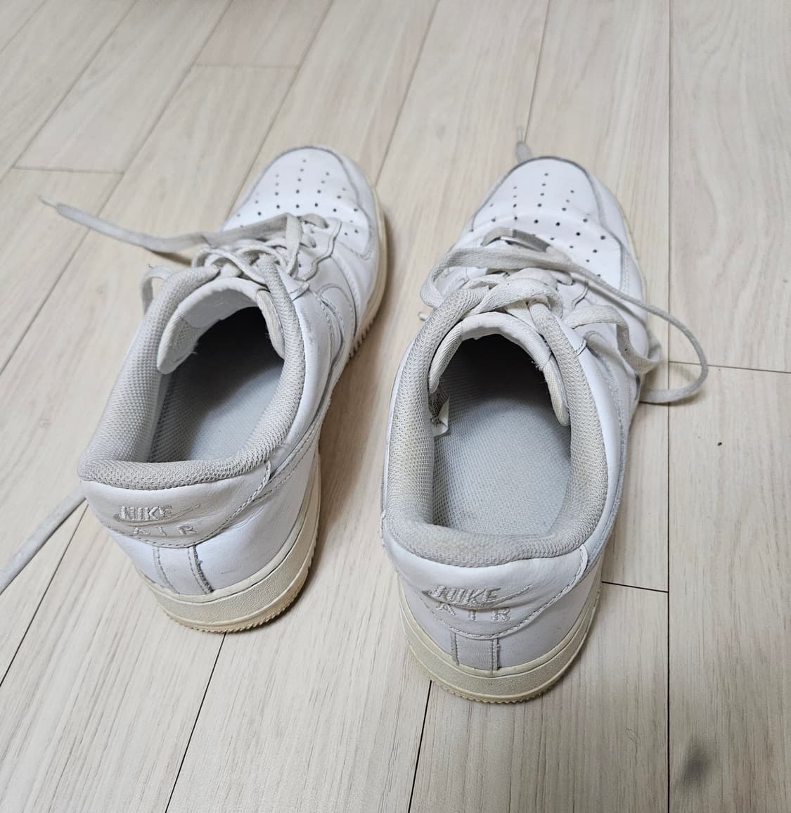 나이키 에어포스 1 '07 로우 화이트 280 상품이미지4