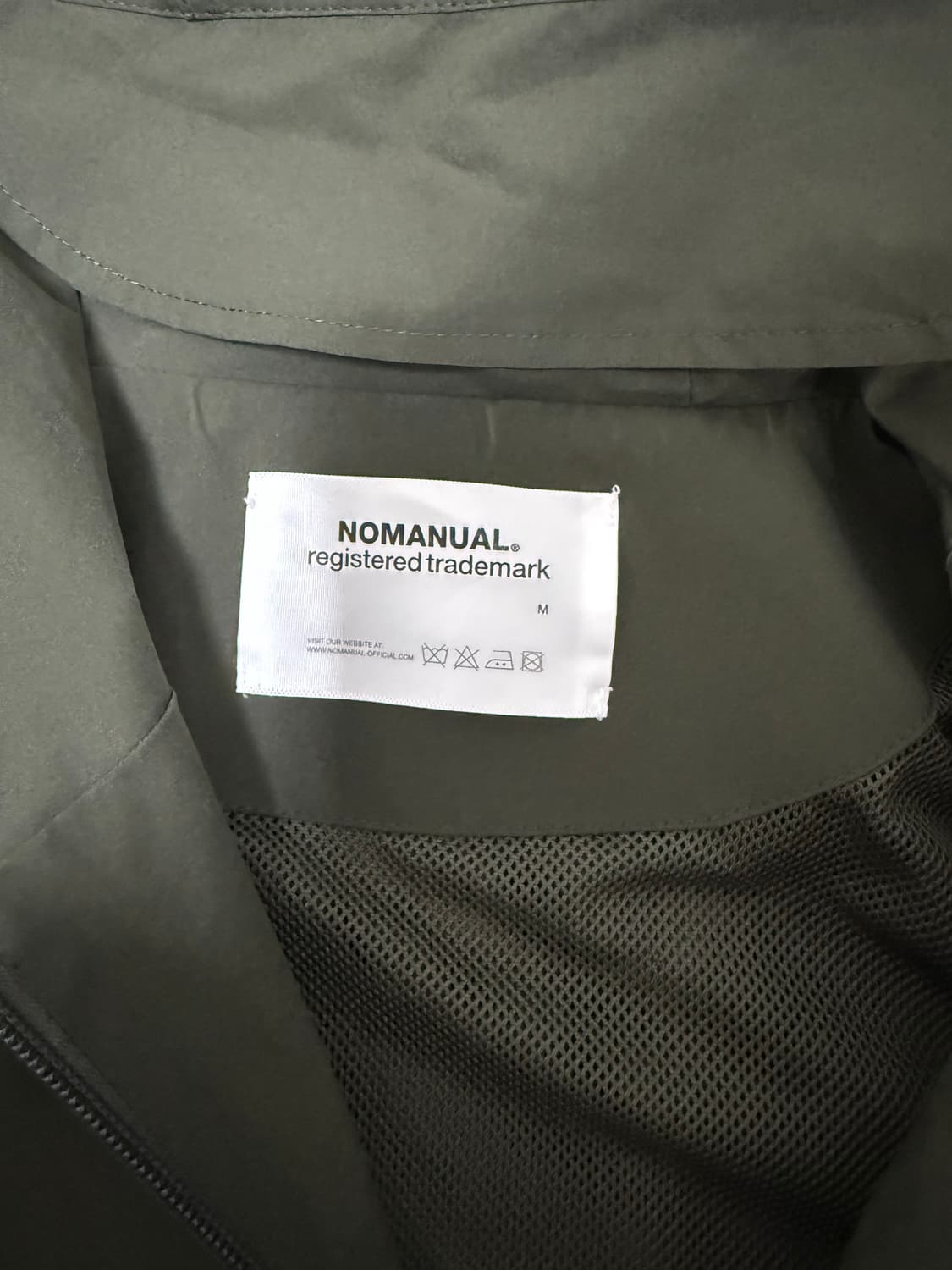 노메뉴얼 카키 바람막이 M 상품이미지2