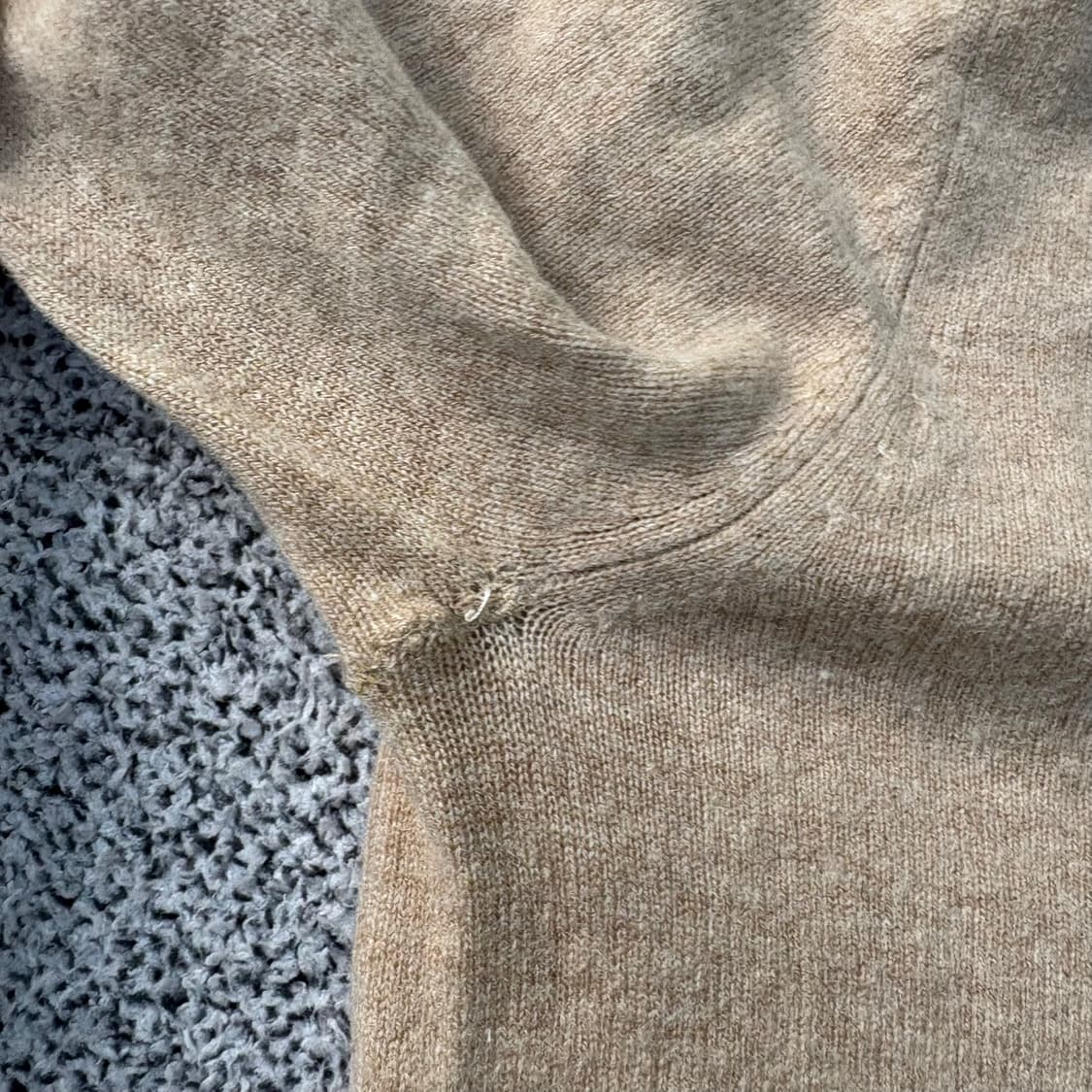 95 빈폴 여성 배색 단추 가디건 상품이미지4