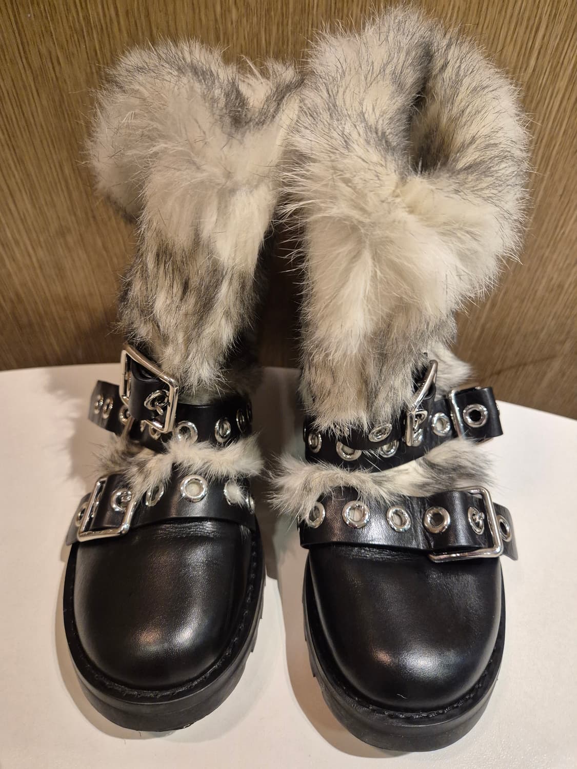 마크 바이 마크 제이콥스 여성용 프로스트 블랙 가죽 숏 겨울 부츠 36 상품이미지4