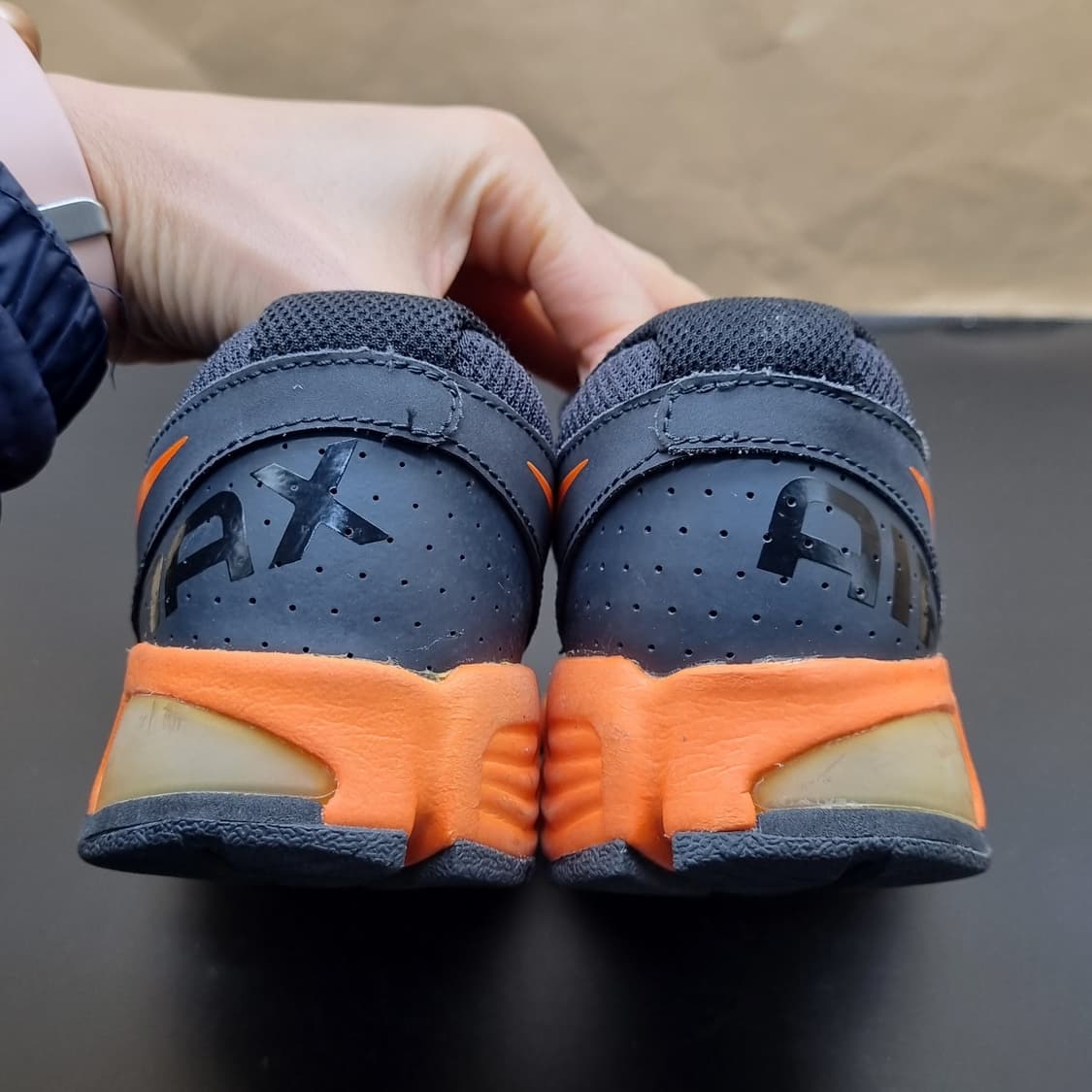 나이키 맥스런 나이트4 운동화230 상품이미지4