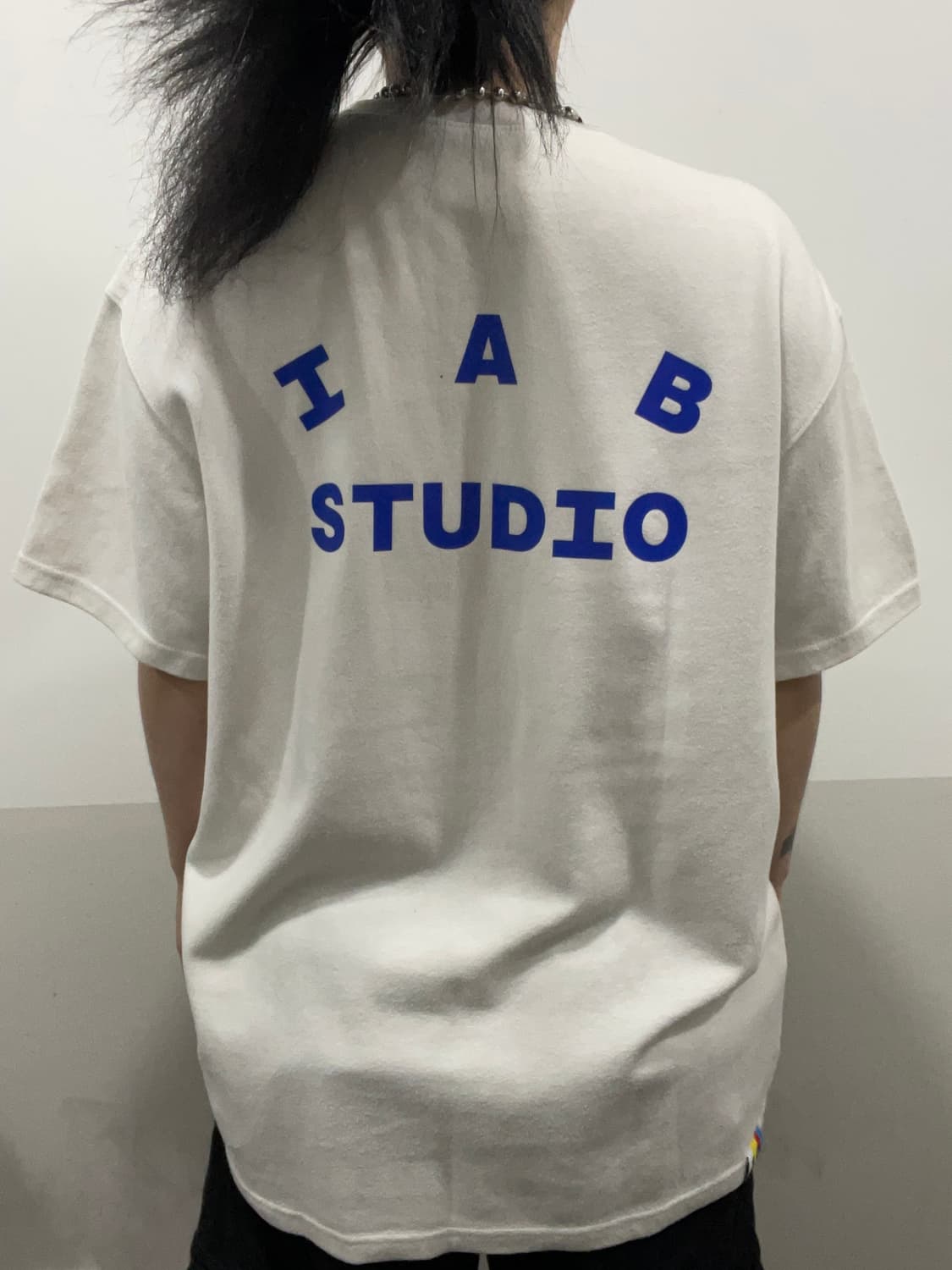 IAB Studio 아이앱 스튜디오 10주년 반팔 티셔츠 상품이미지1