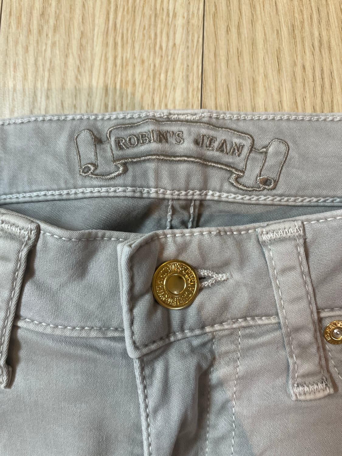 로빈스진 골드윙 자수 y2k 팬츠 반바지  상품이미지3