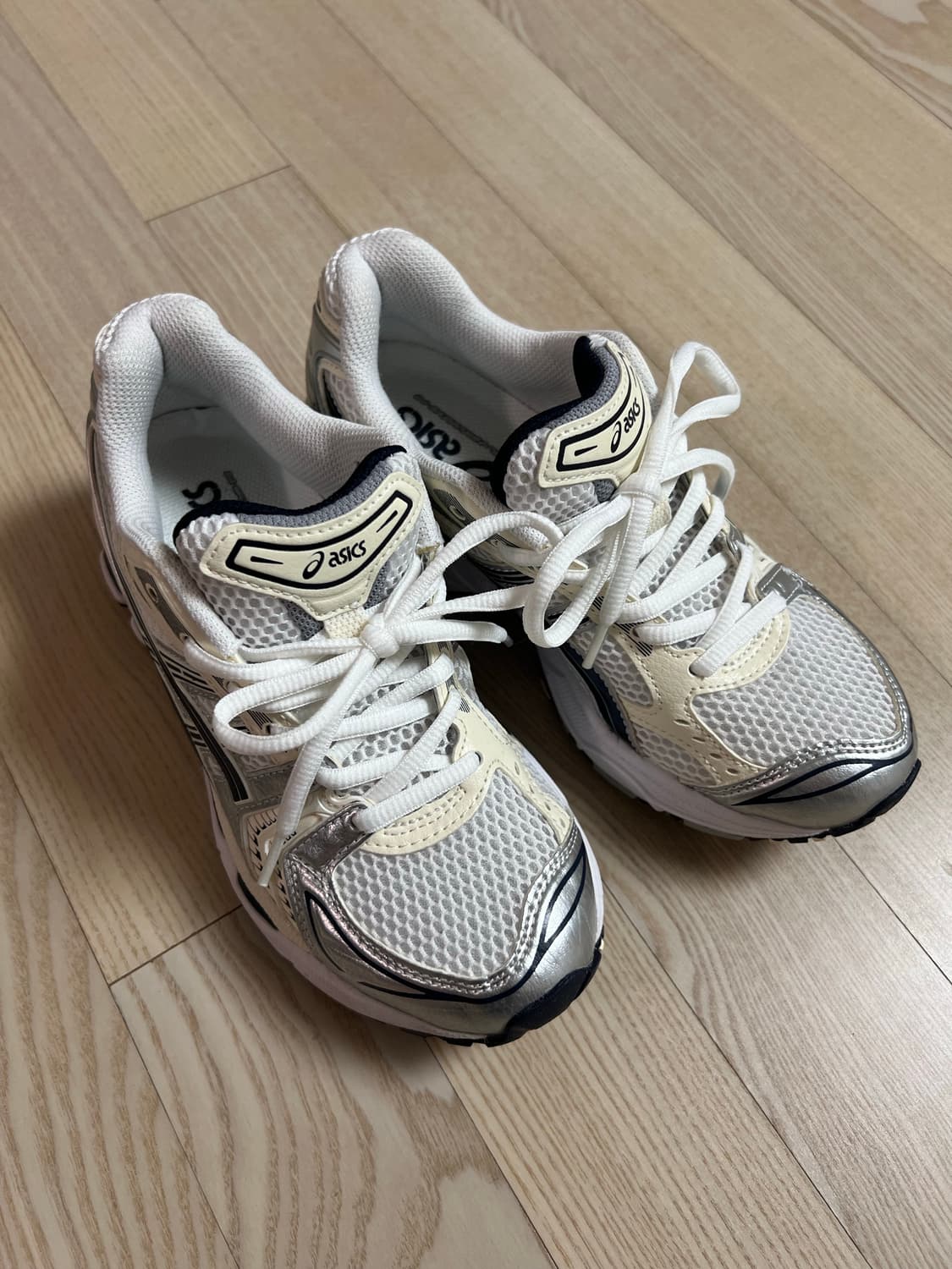 아식스 젤카야노14 230사이즈 상품이미지1