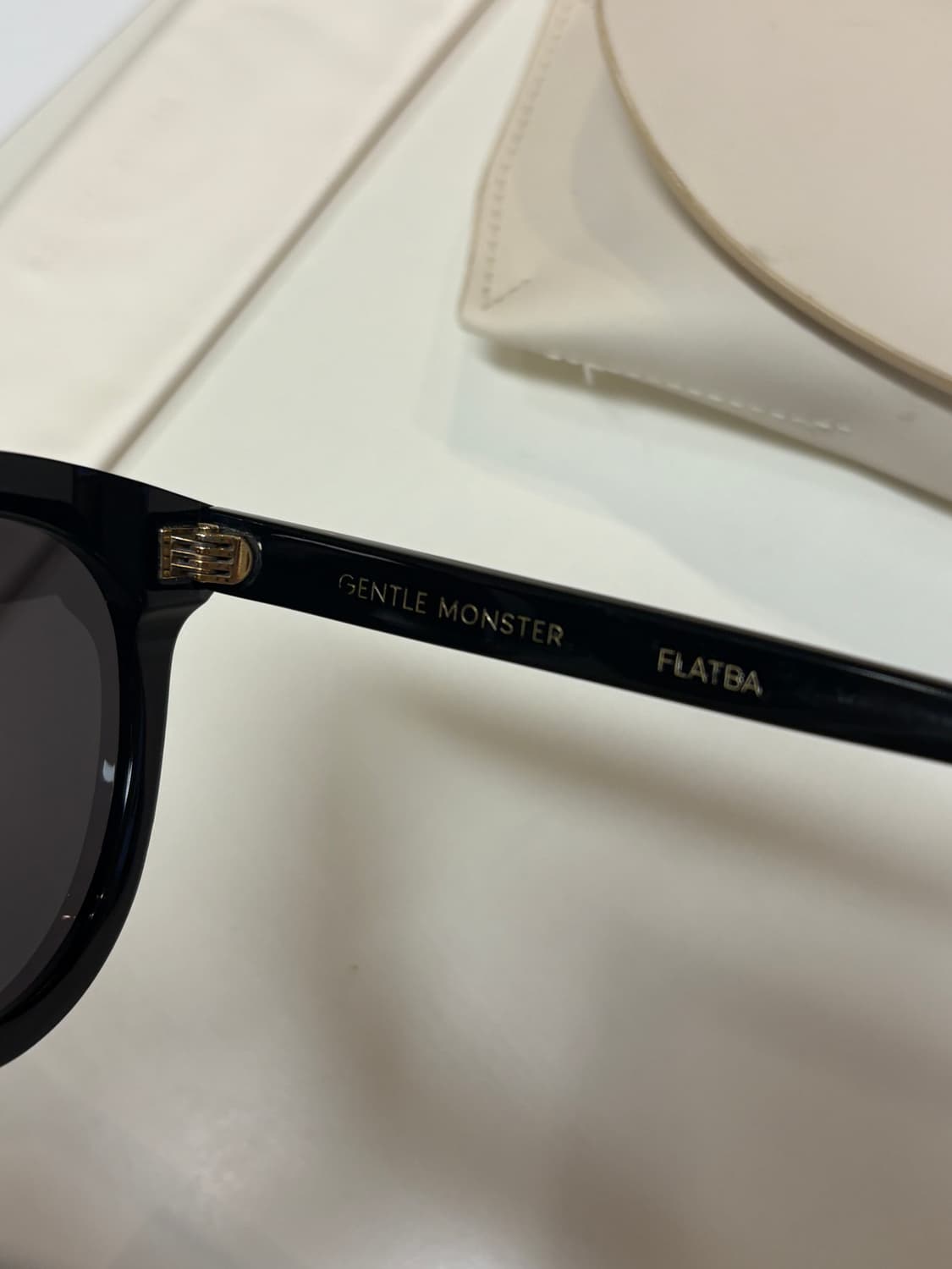 젠틀몬스터 선글라스 풀패키지 상품이미지8