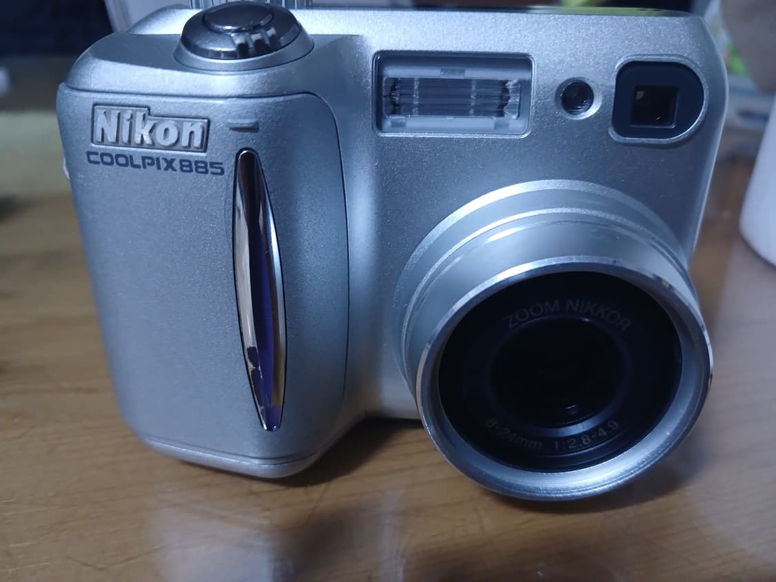 니콘 쿨픽스 885 판매 상품이미지1