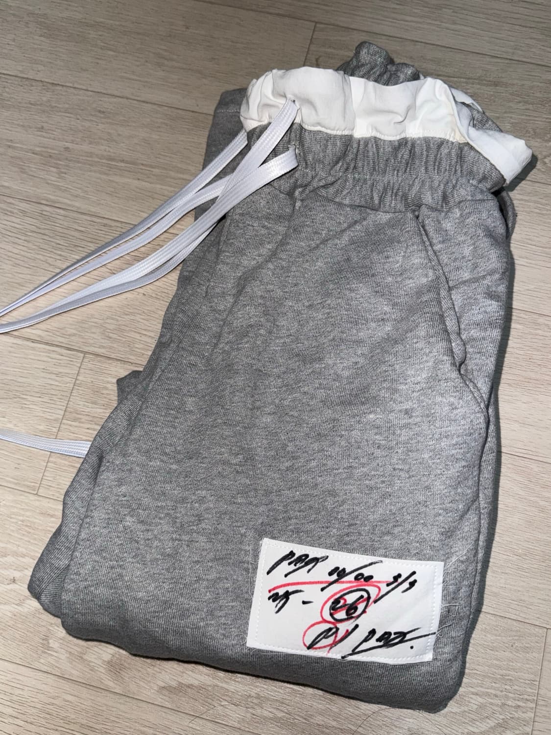 PAX00100 LOVE + CROSSES 스웨트팬츠 상품이미지2