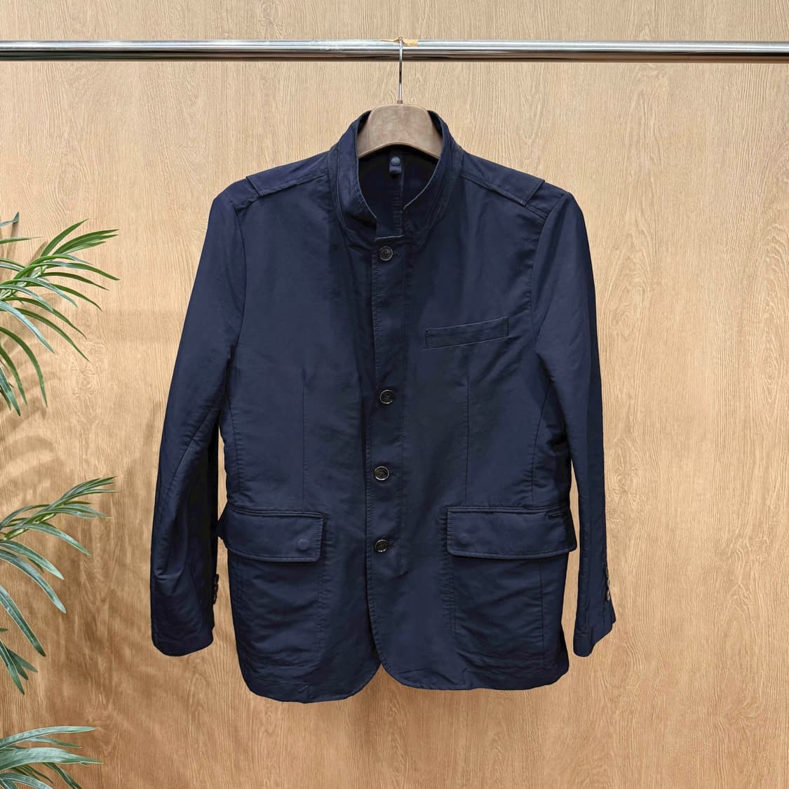 빈폴 블레이저 스탠드카라 소매 버튼 플랩 포켓 디테일 블랙 상품이미지1